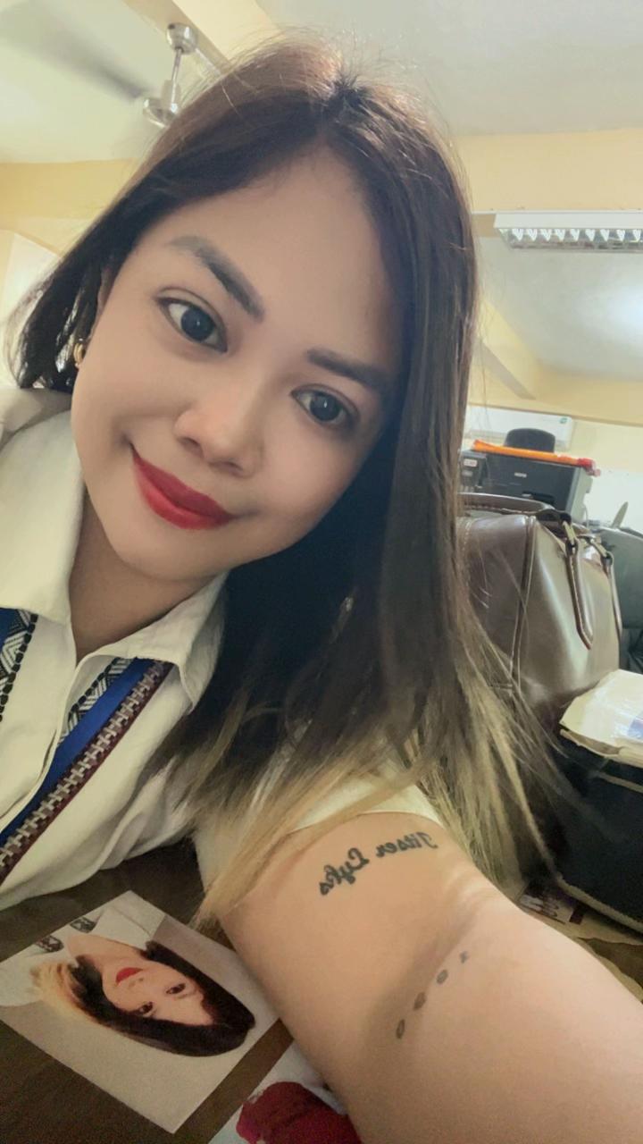 @LYKA B. ROLDAN ๐ฉ๐ซ