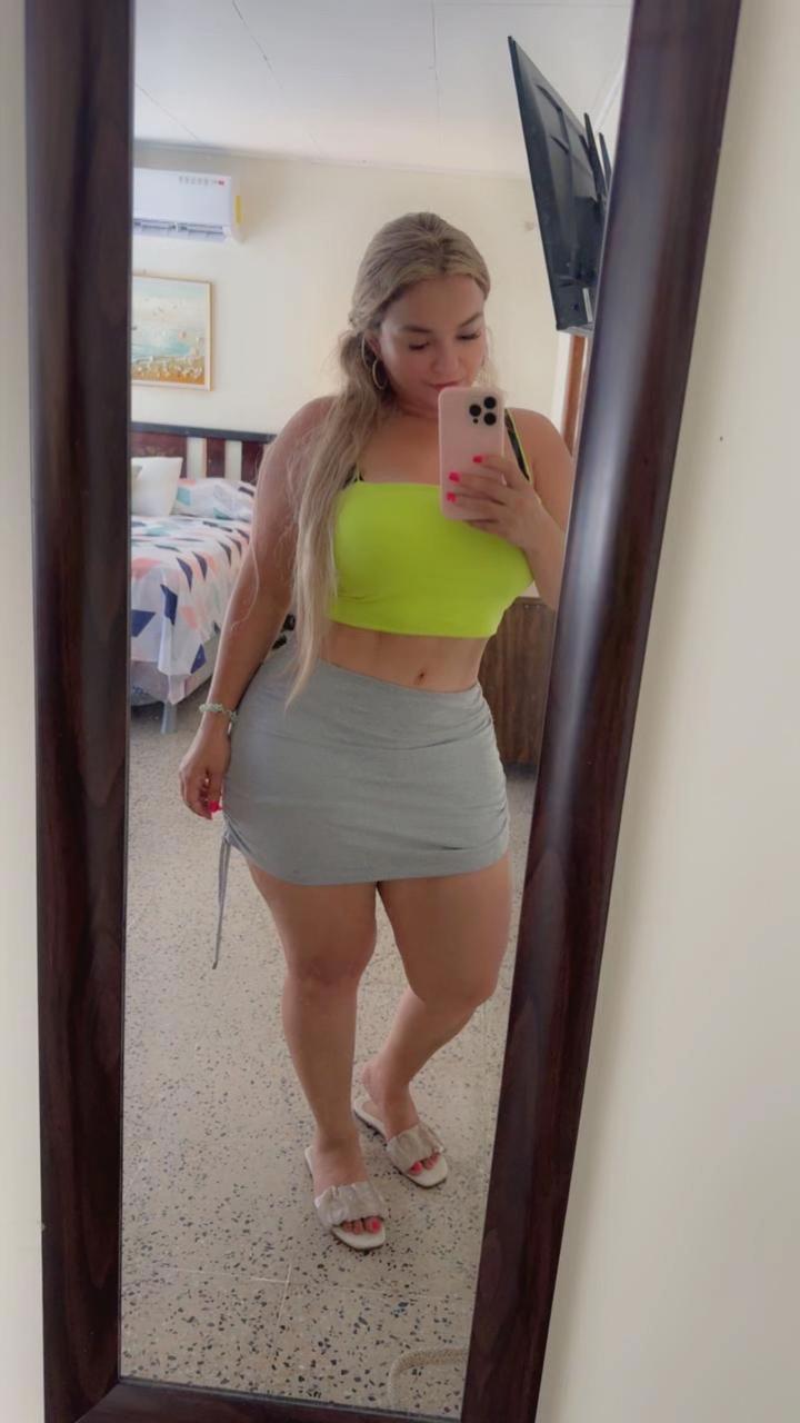 @Karen Martínez🦋La Barby👑
