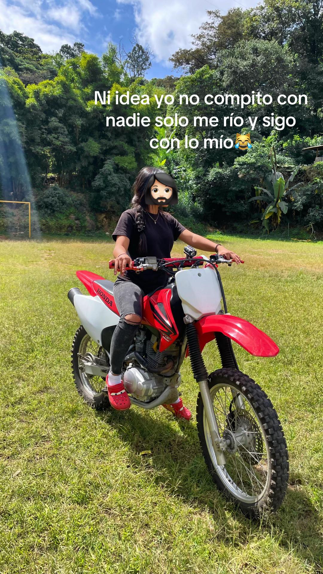 @𝒻𝓁ℴ𝓇𝓎.⚡️