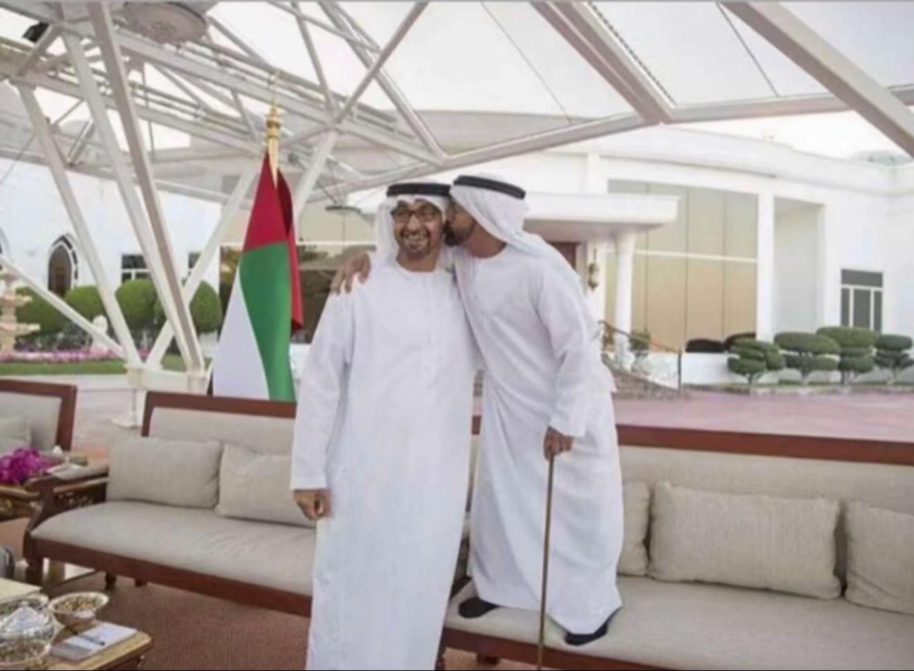 @🇦🇪