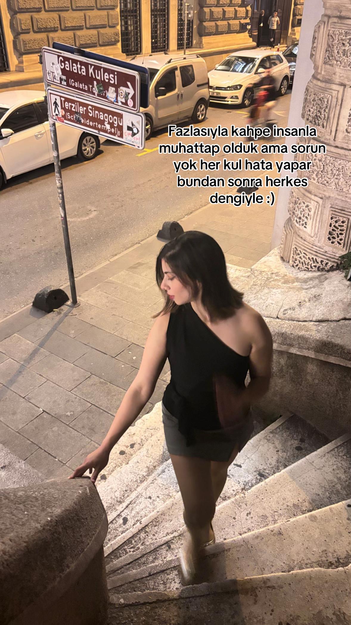 @zeyneepnuro