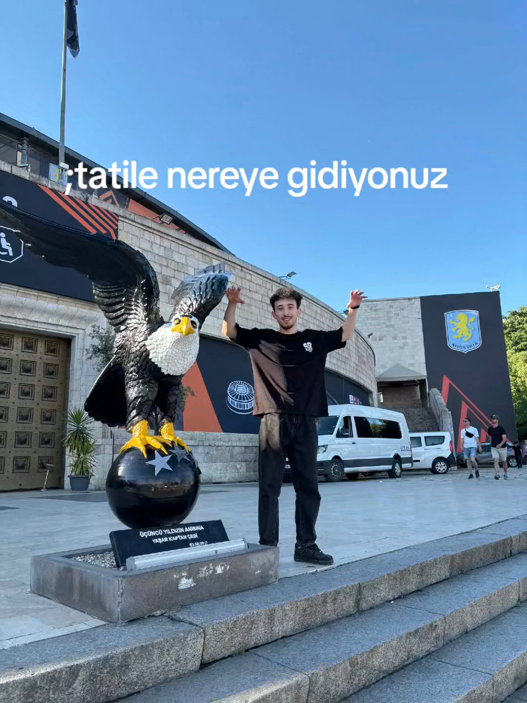 @SarjYuzdeBir