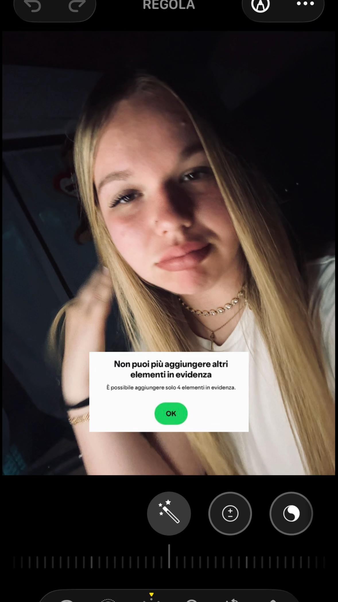 @𝟐𝟐