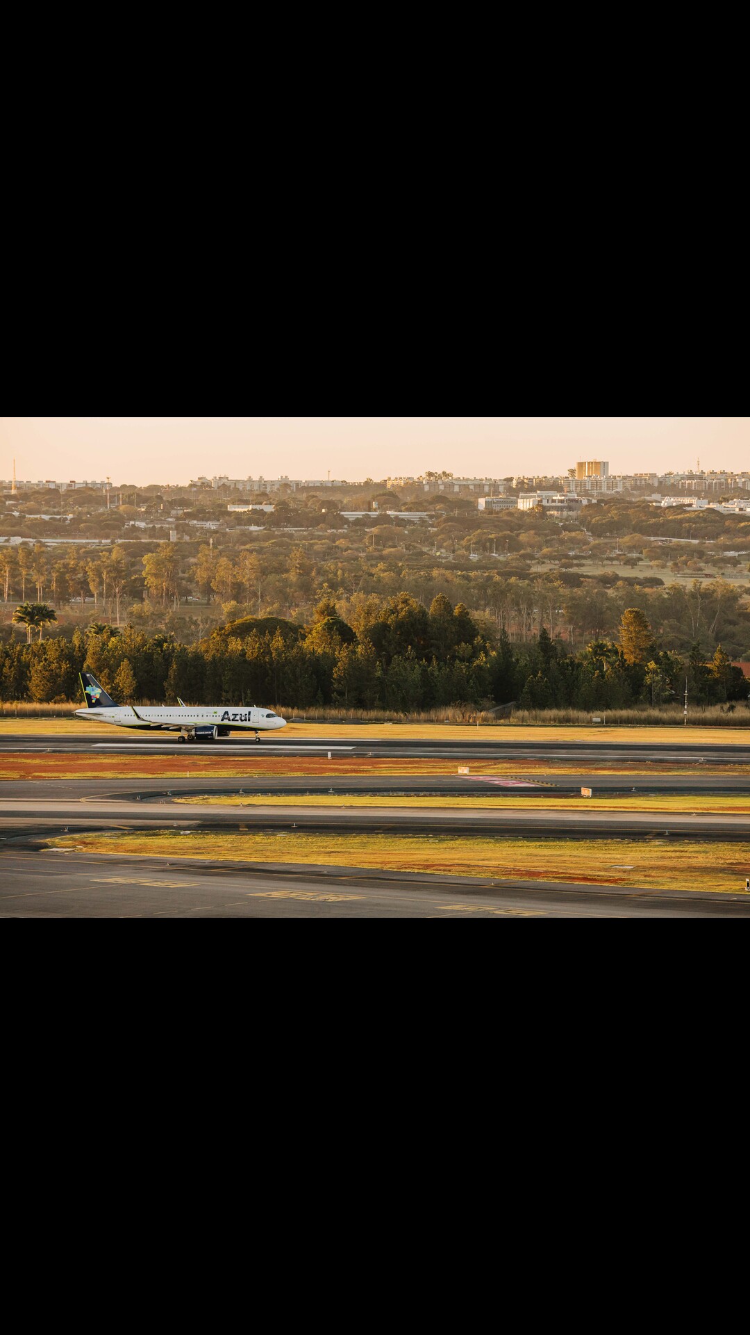 @AeroportoBSB