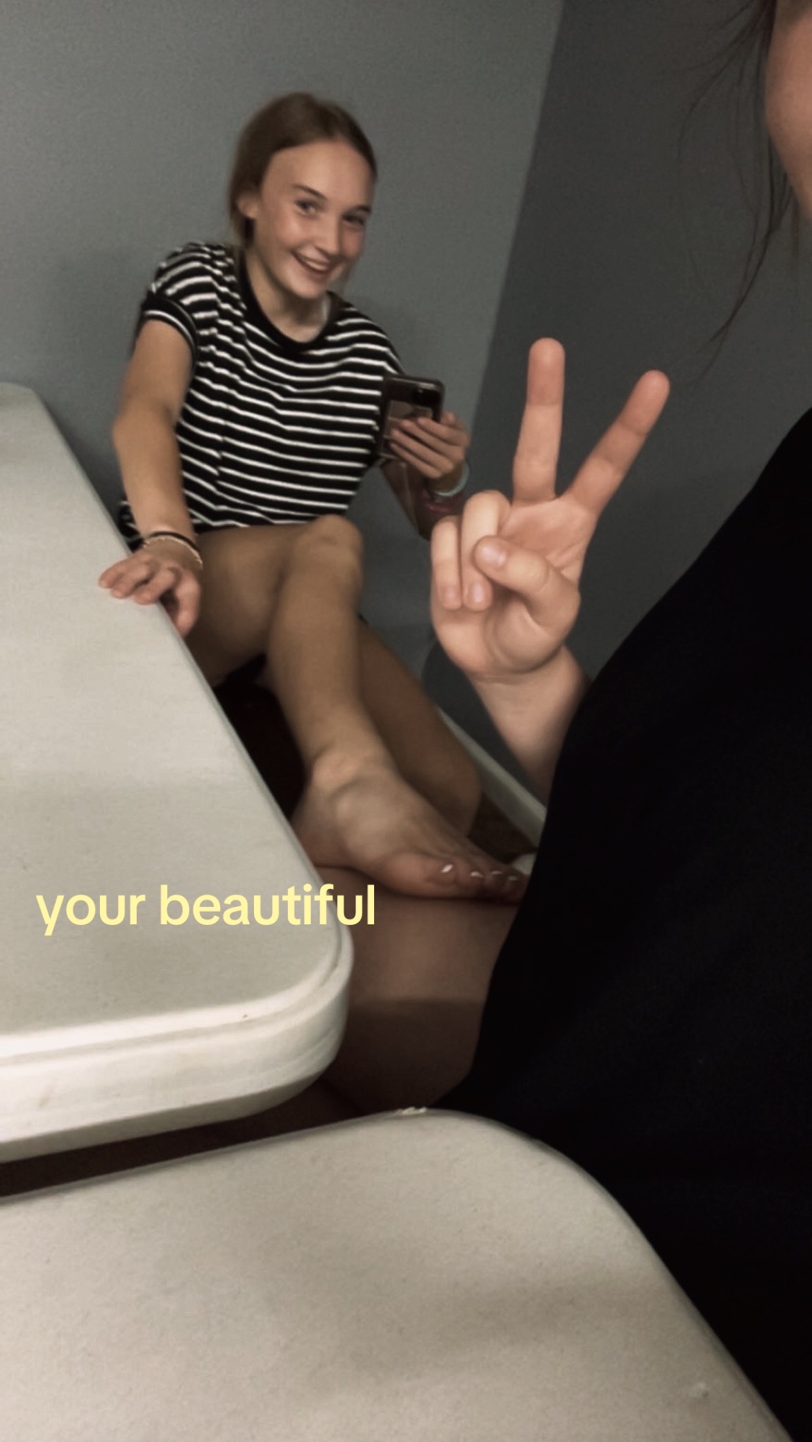 @👸