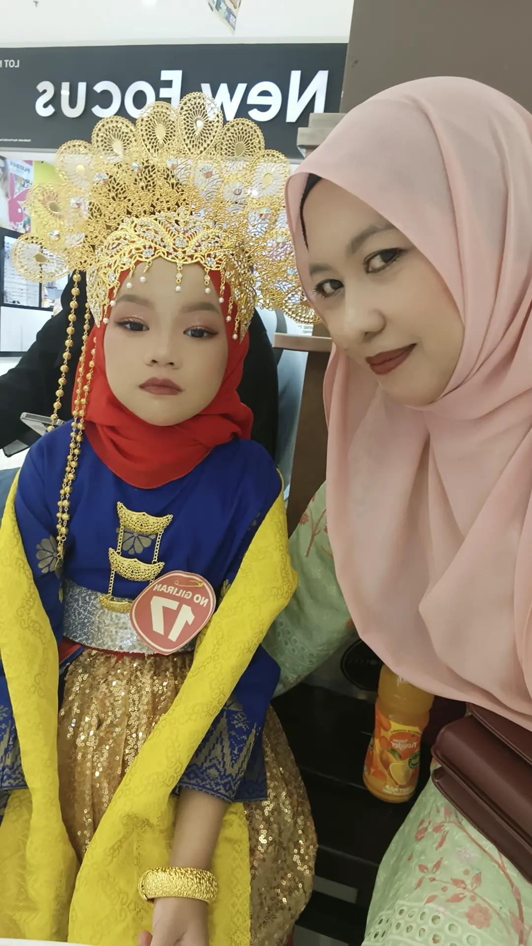 @Lieza_Halieza