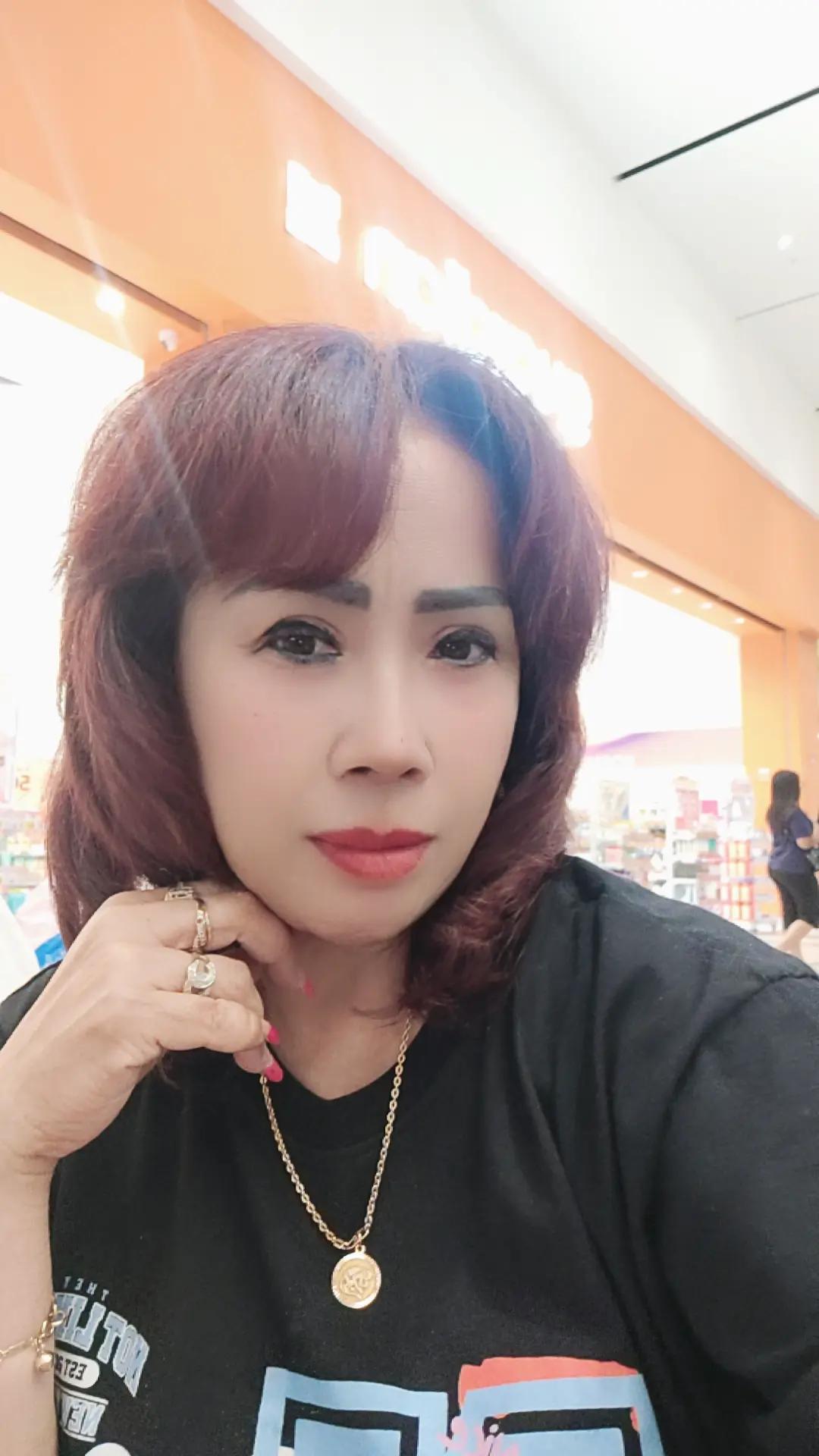 @elisashu665