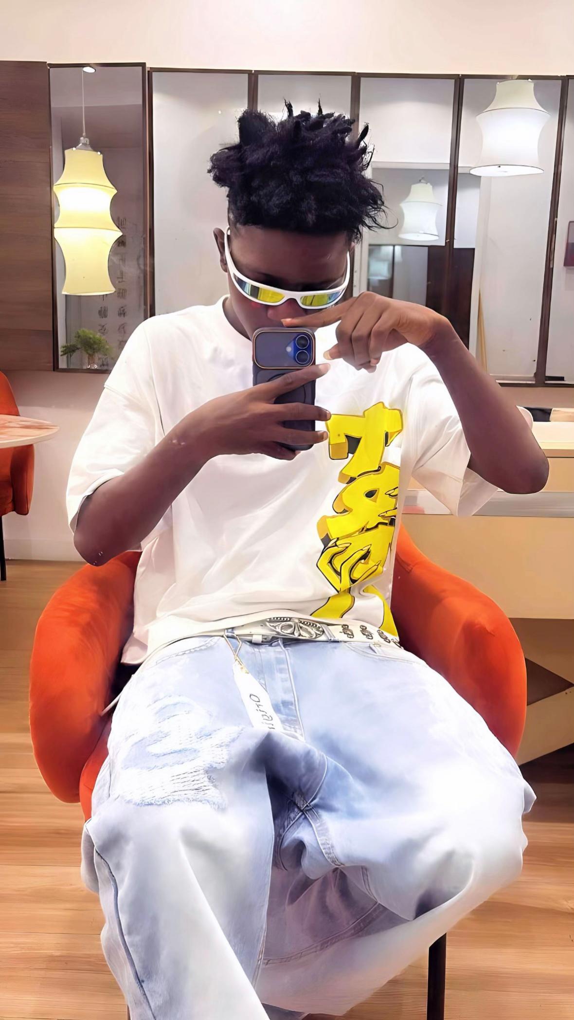 @ENIOLA 🪖💚🧃