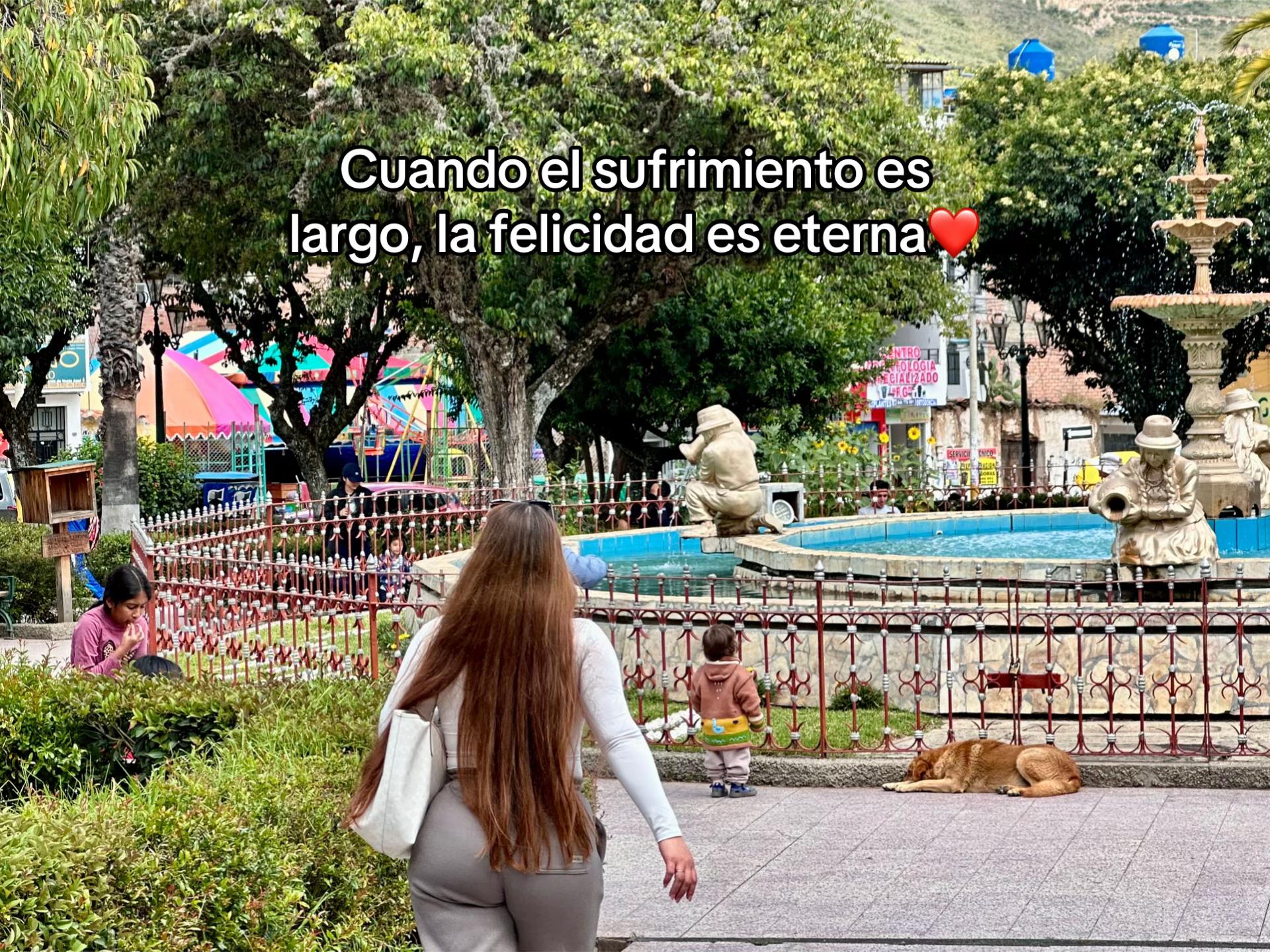@María