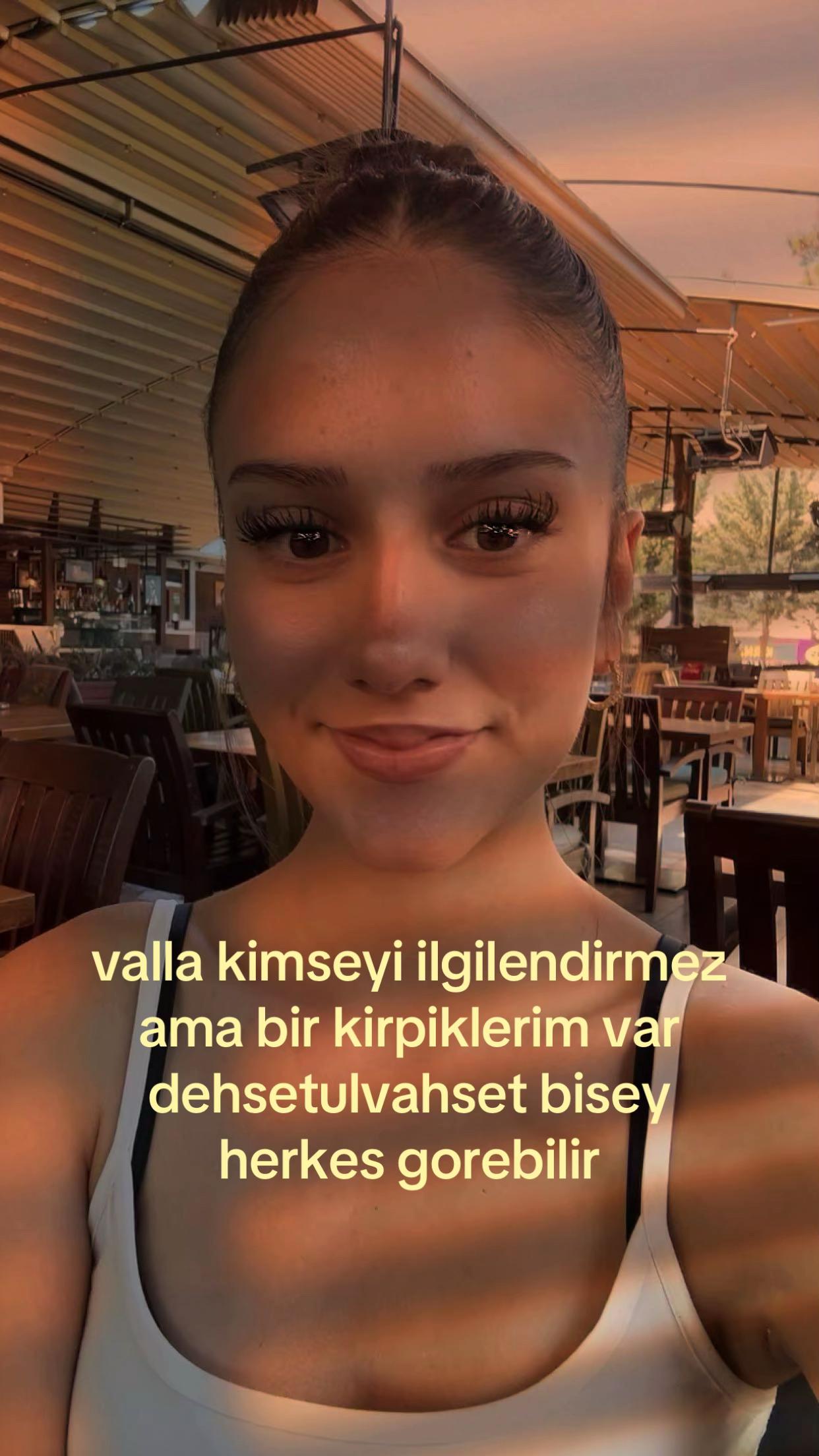 @𝓡🪽