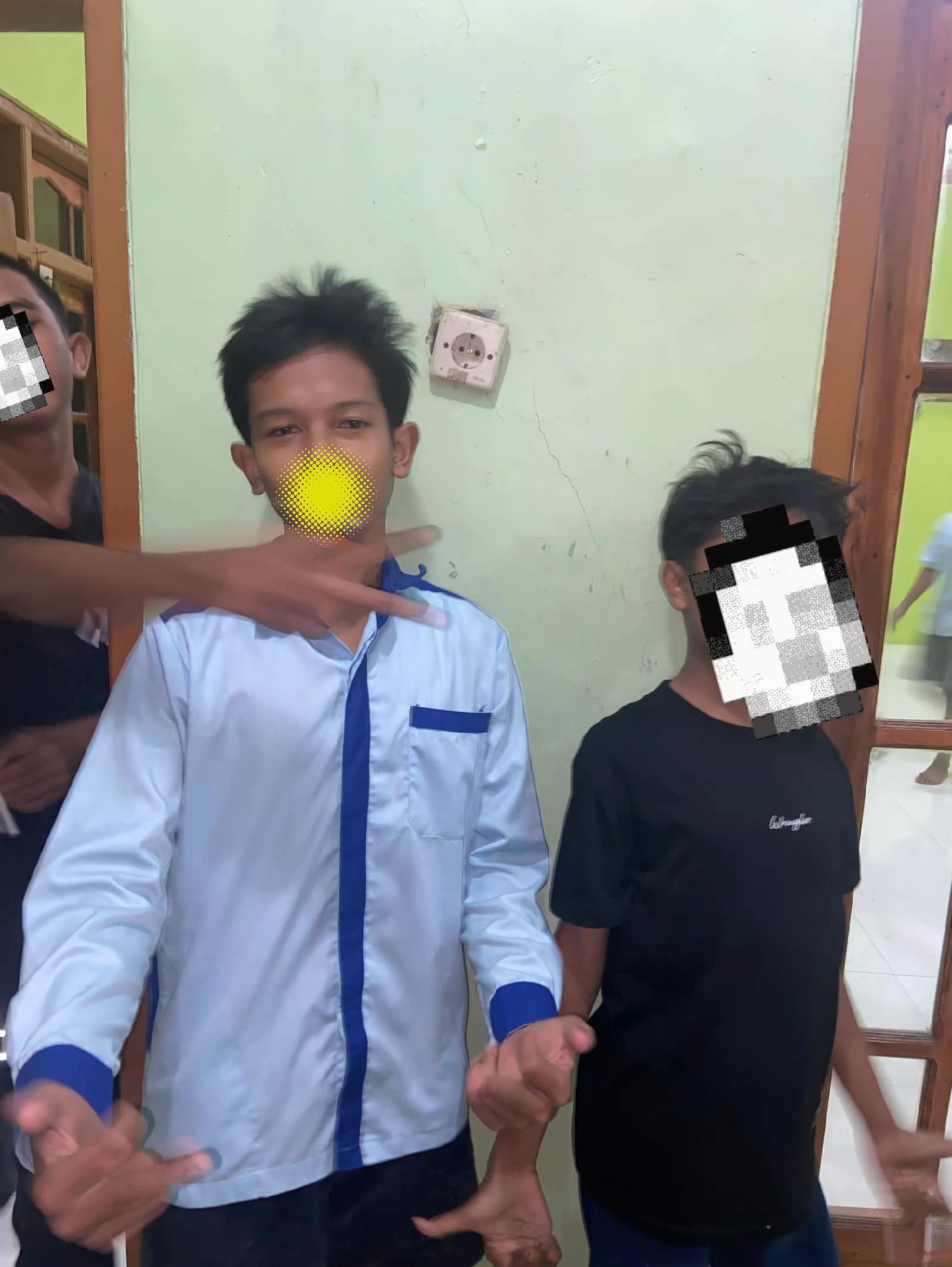 @𝙯𝙖𝙣𝙨
