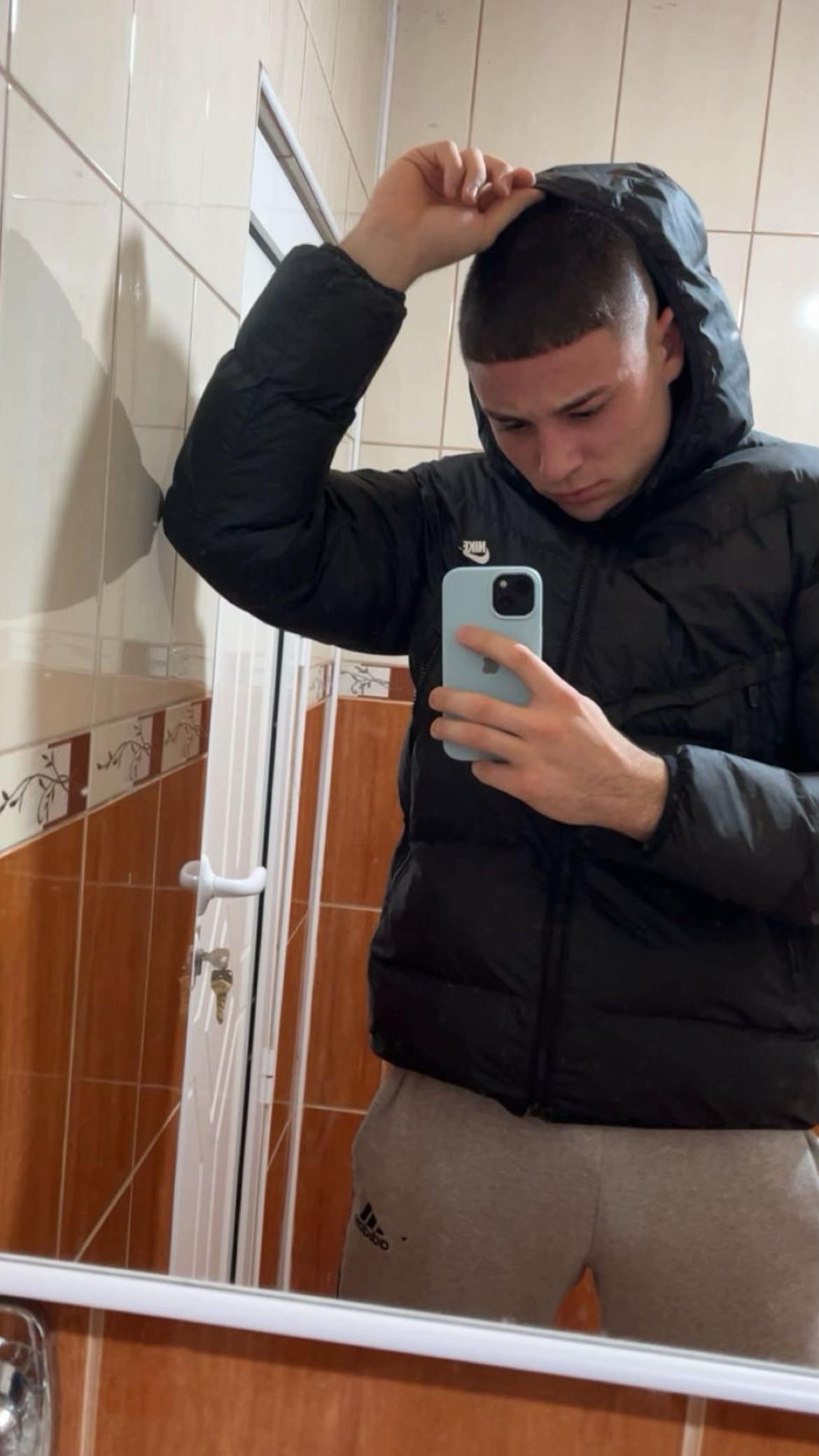@Михајло🔱