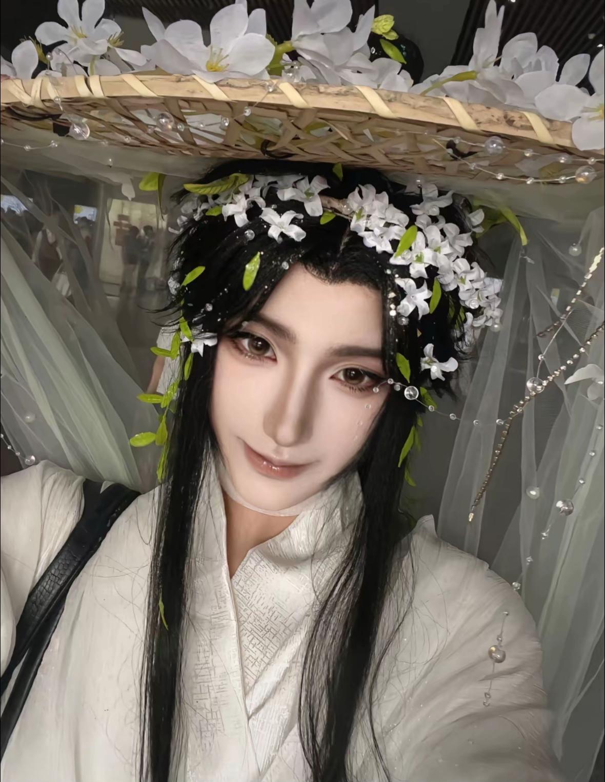 @Eatsomeketchup00