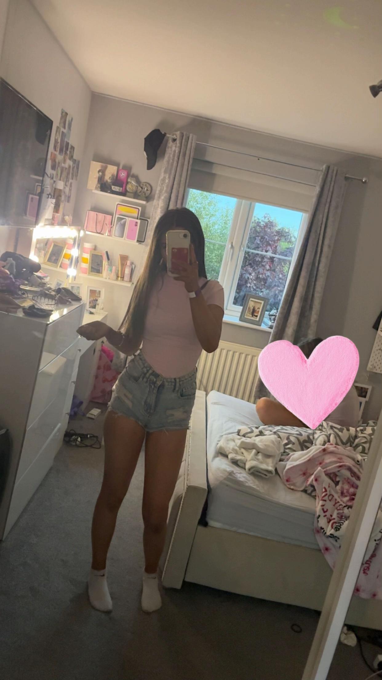 @𝒜𝓂ℯ𝓁𝒾𝒶ℛℴ𝓈ℯ🤎🫰🏽