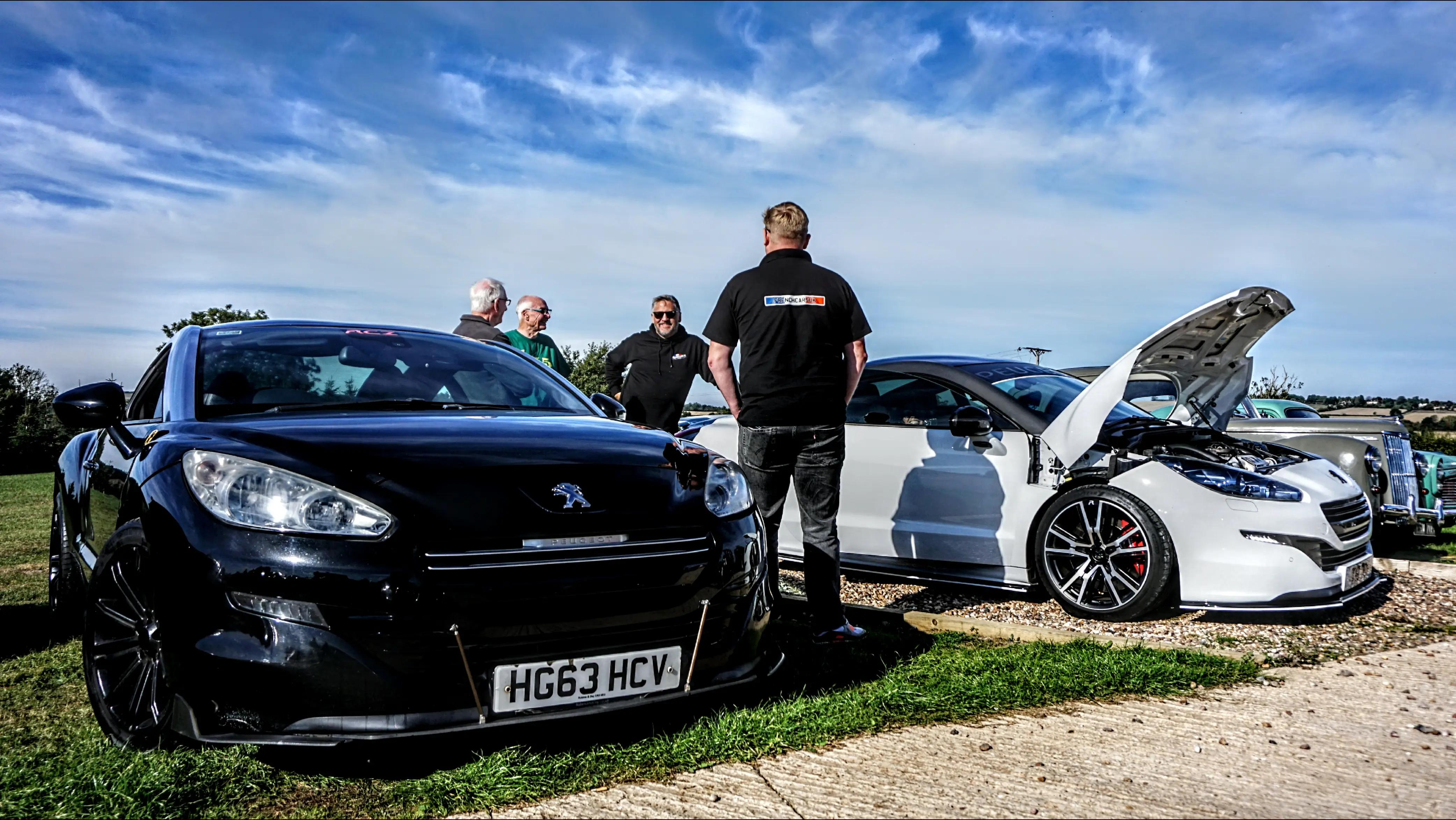 @LIMITLESSMEDIAUK_