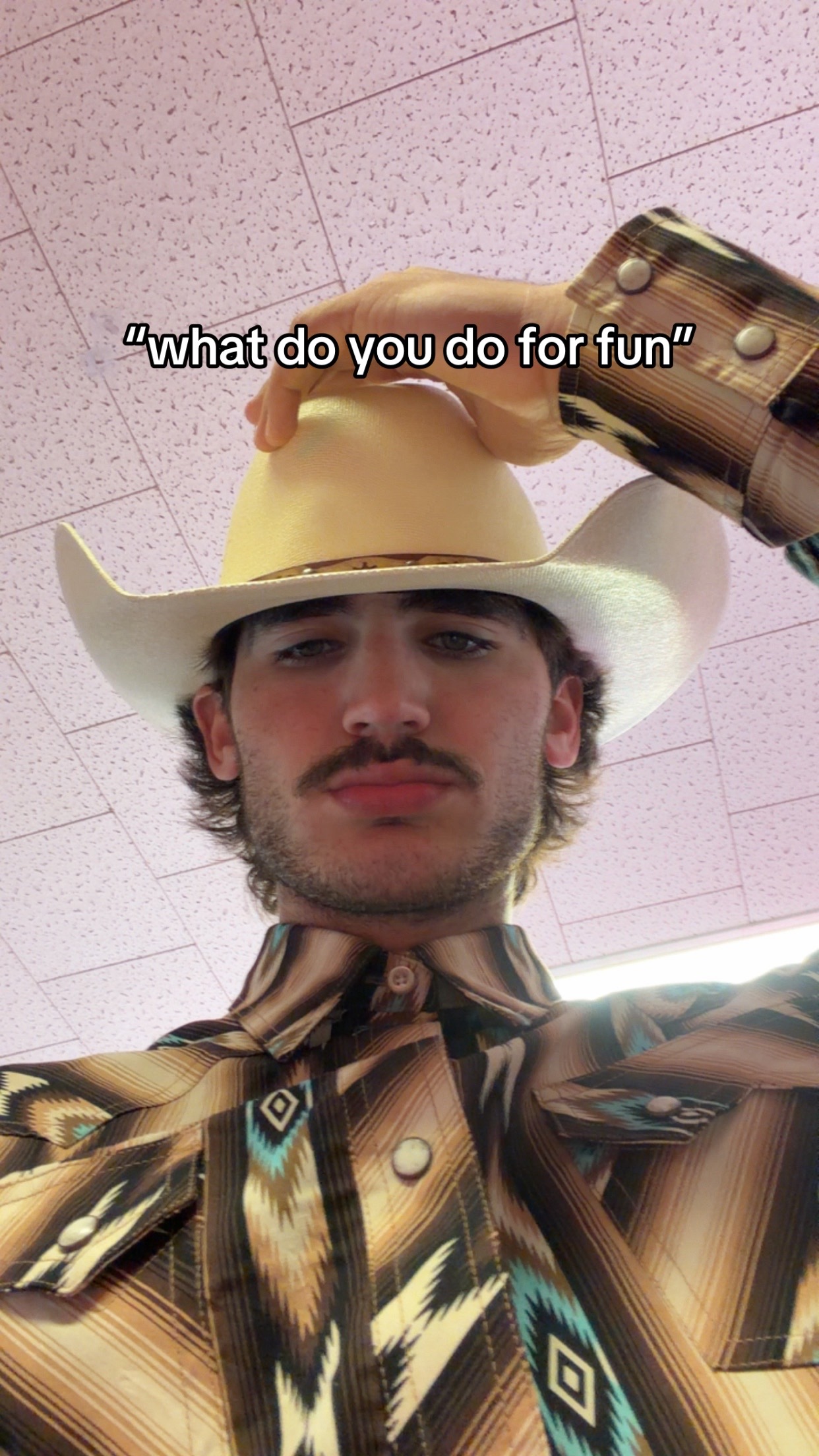 @r1.logan