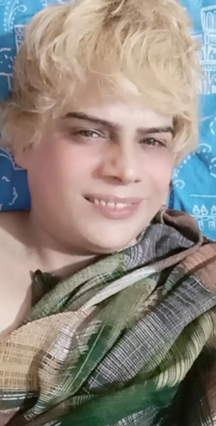 @cute elix🫠