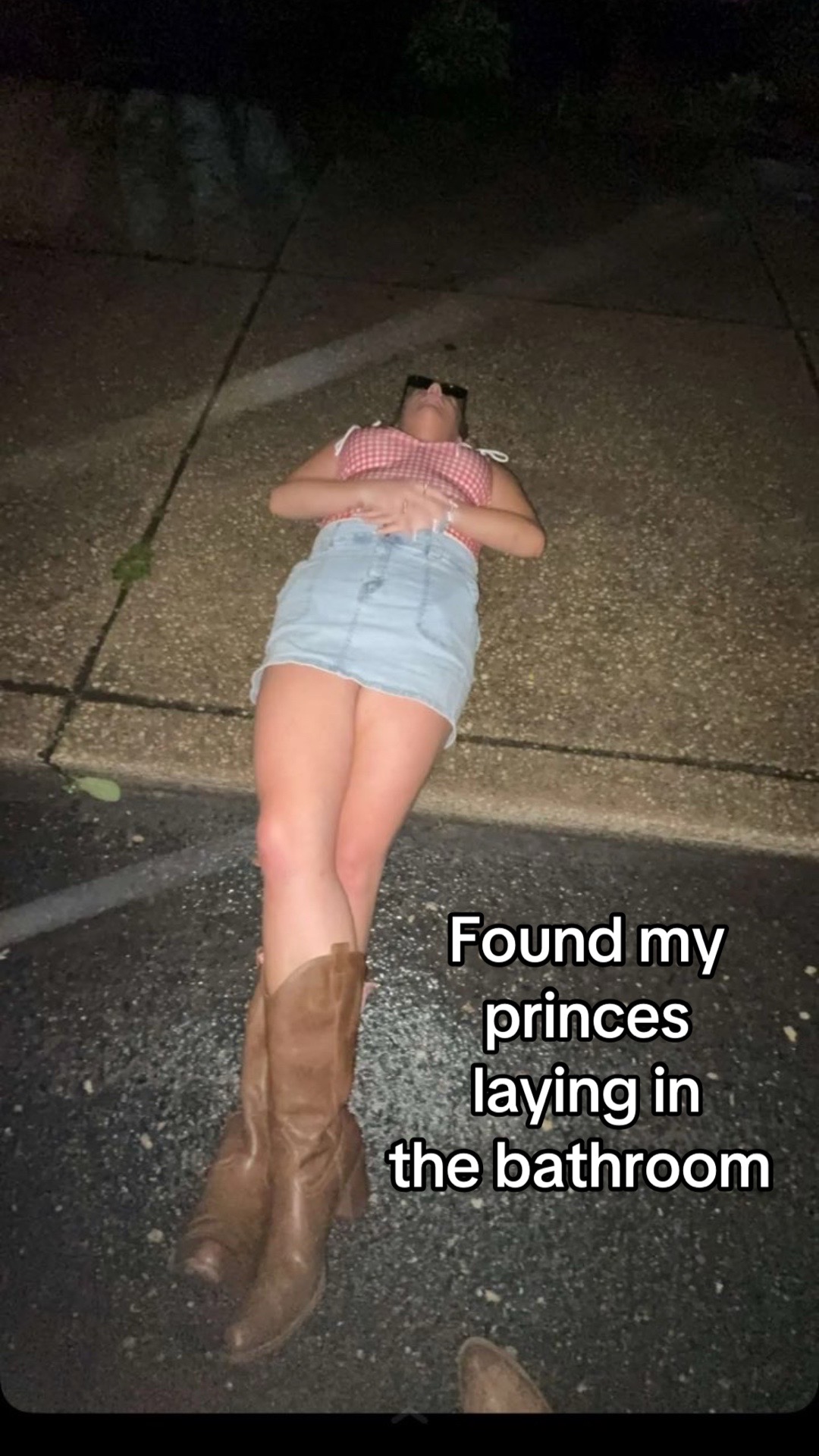 @️