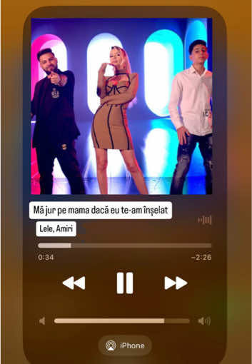 @🎧