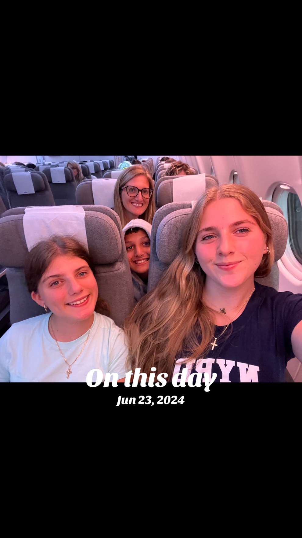 @Sofia💜✈️