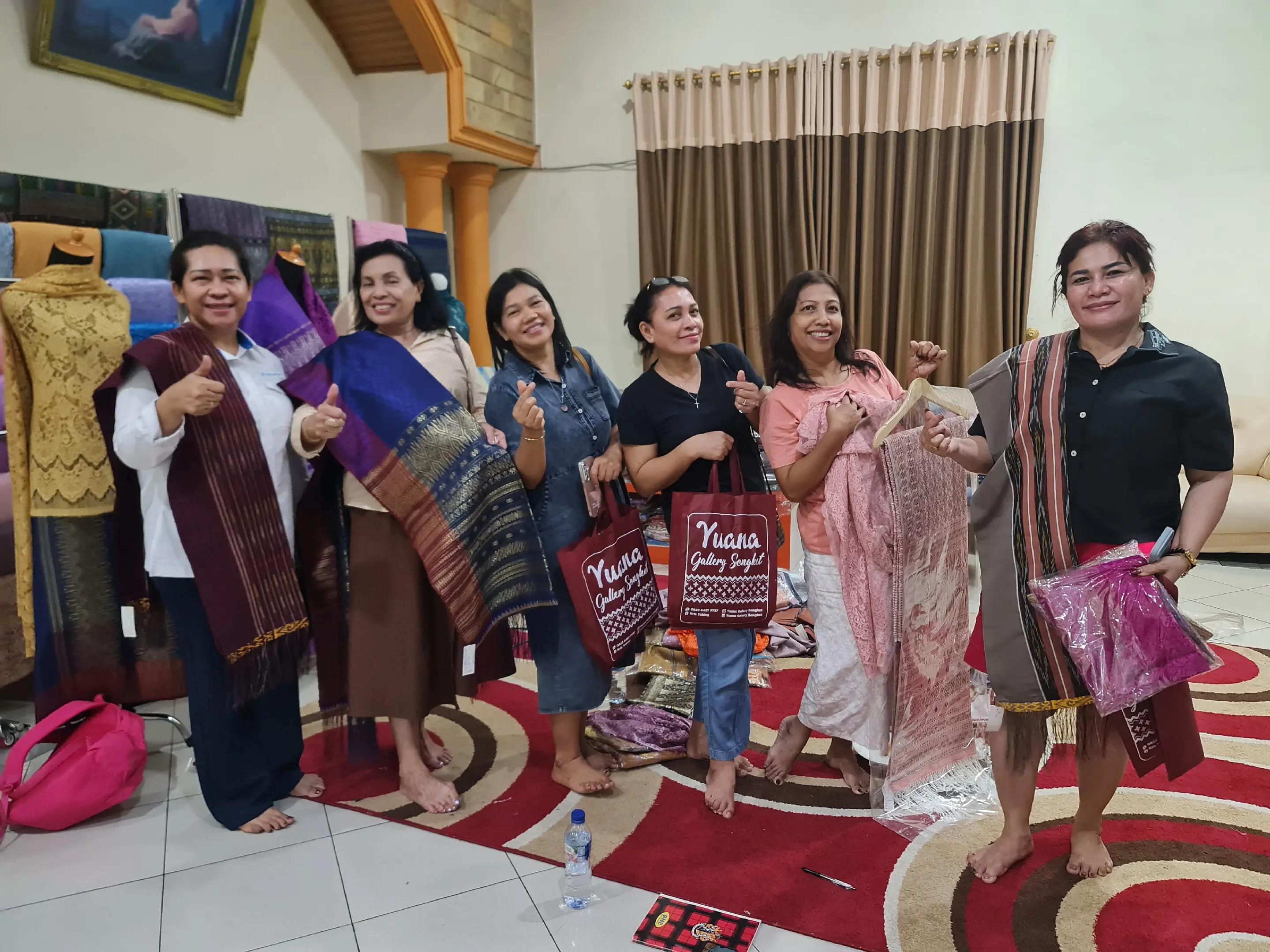 @Yuana Gallery Songket