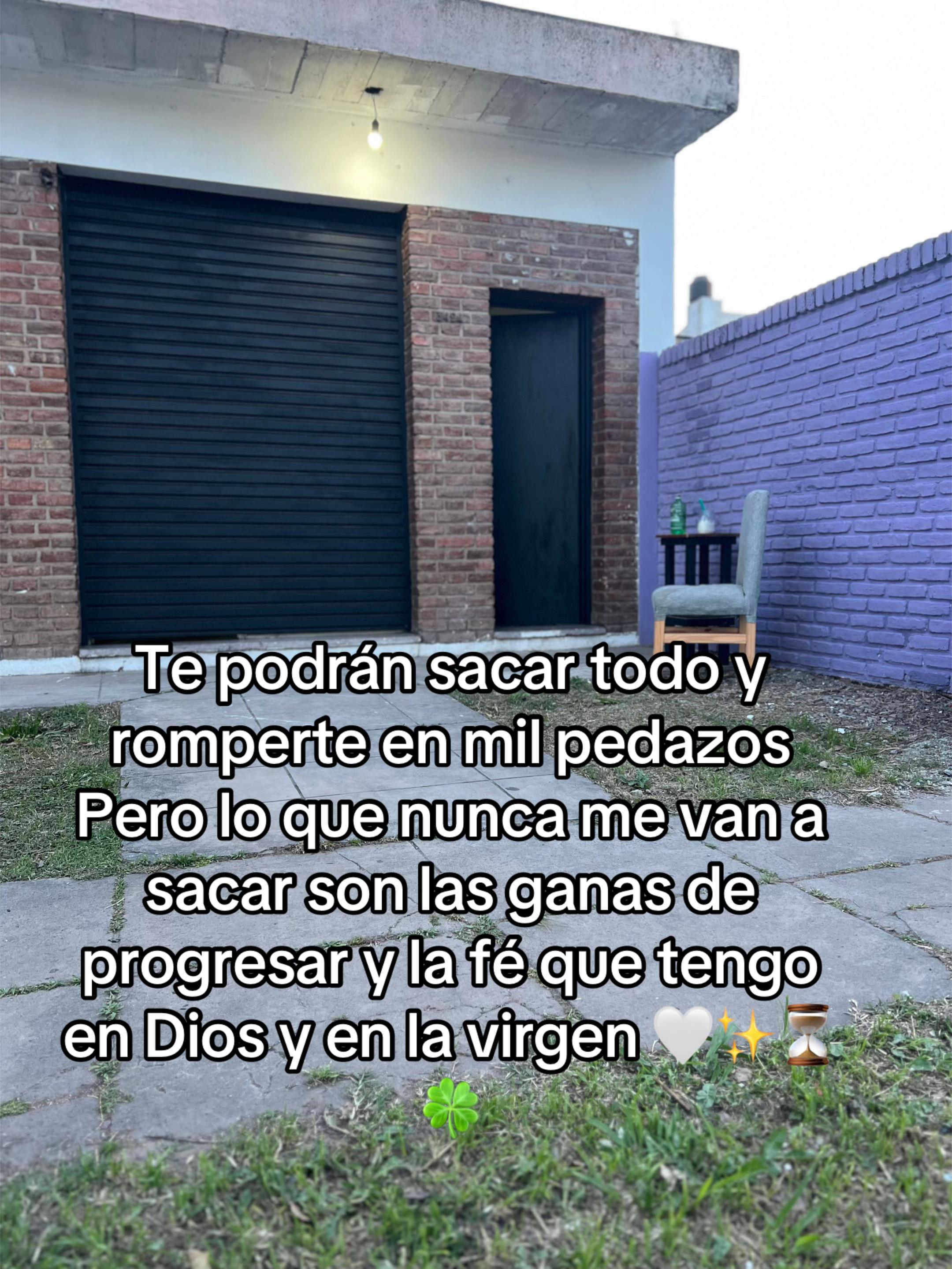 @Luján Gómez