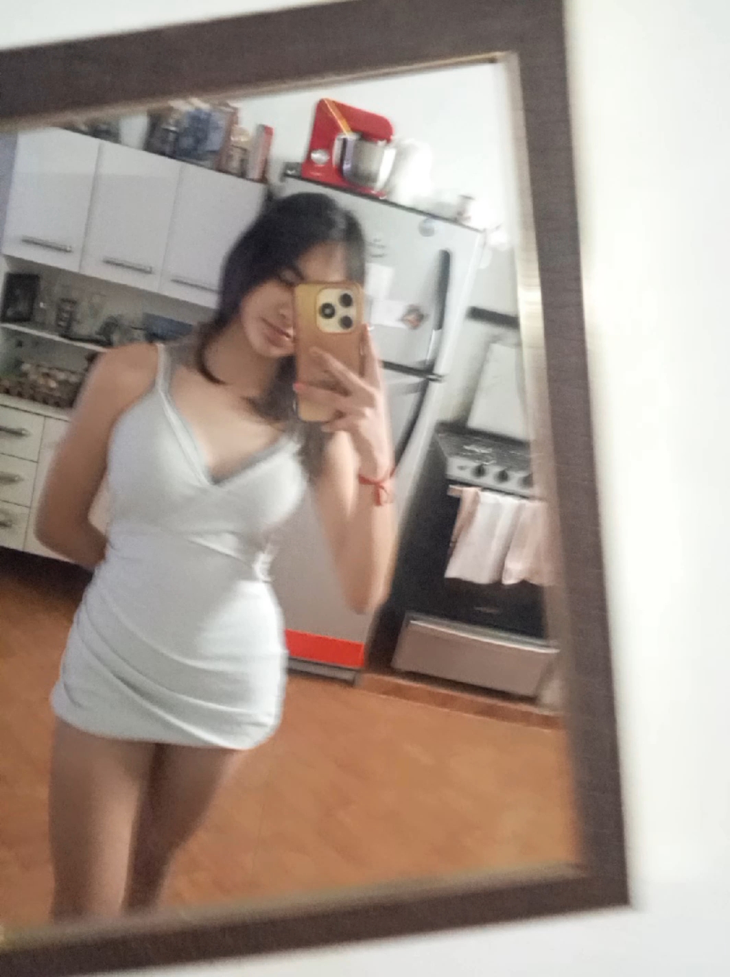 @elu