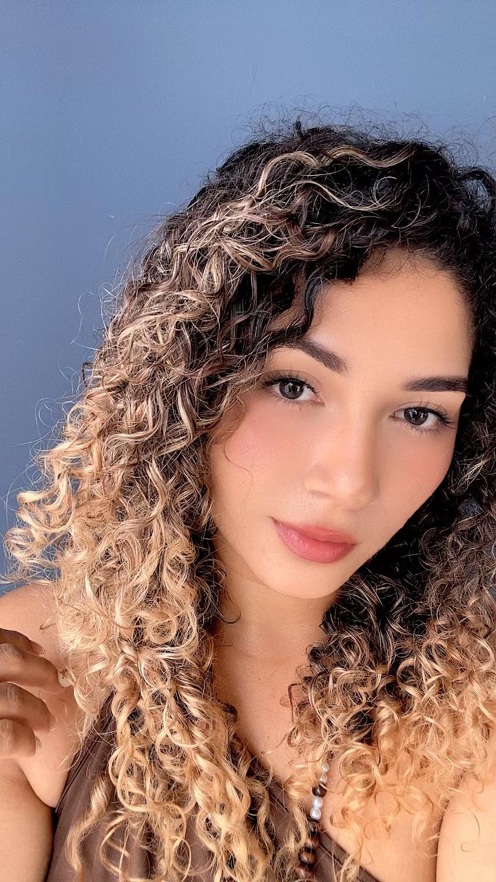 @𝒴𝓊𝒿𝑒