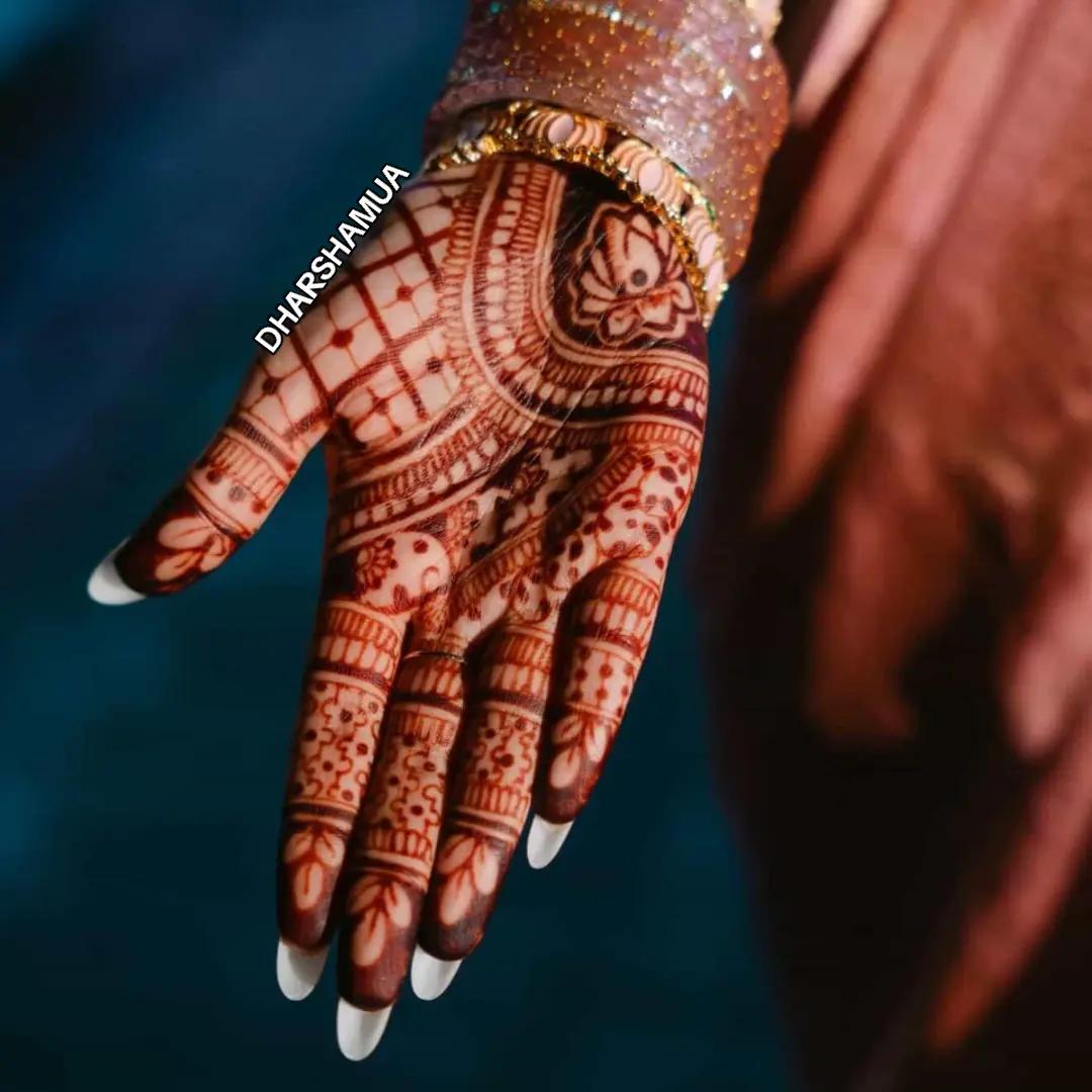 @Dharsha henna jb