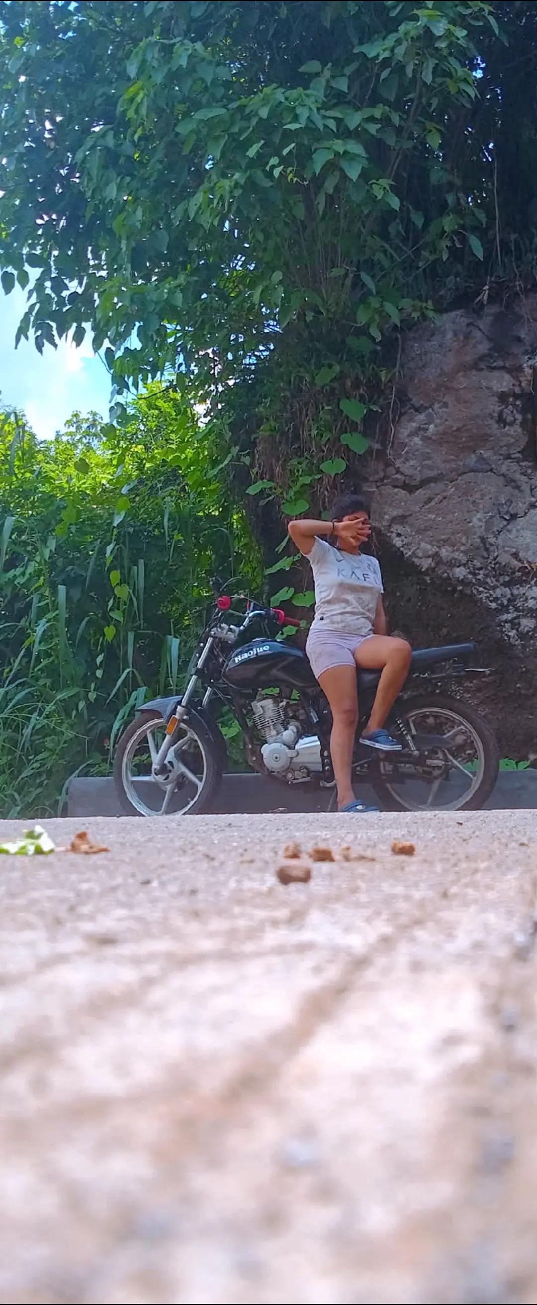 @Alejandra