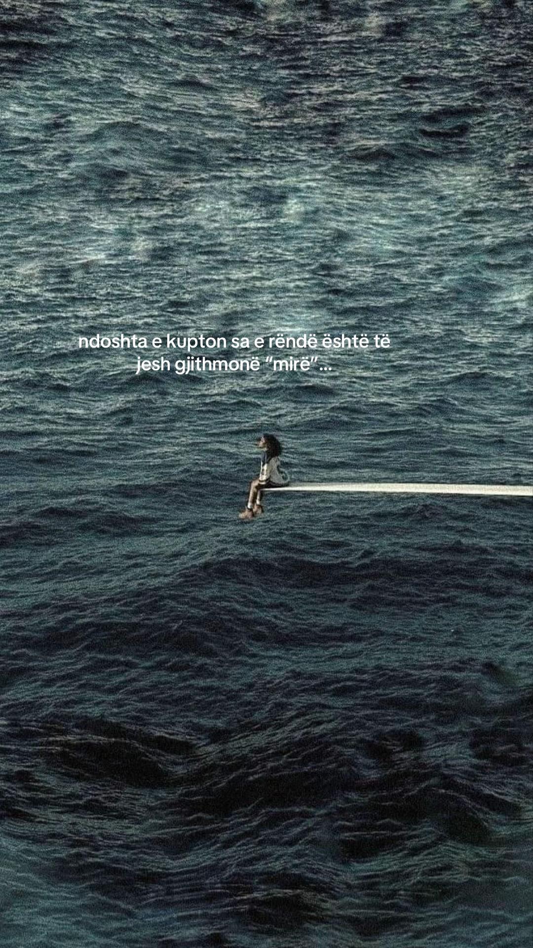 @LostInMemories 🖤