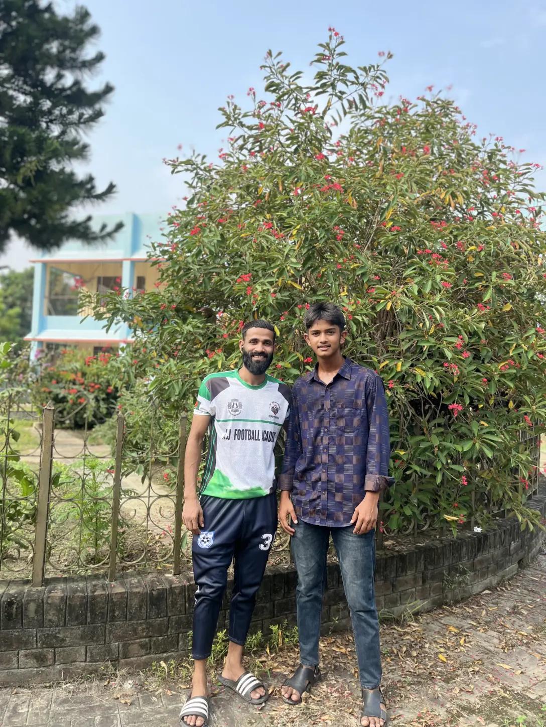 @🔵 Footballer Leo Gazi 10 🇧🇩