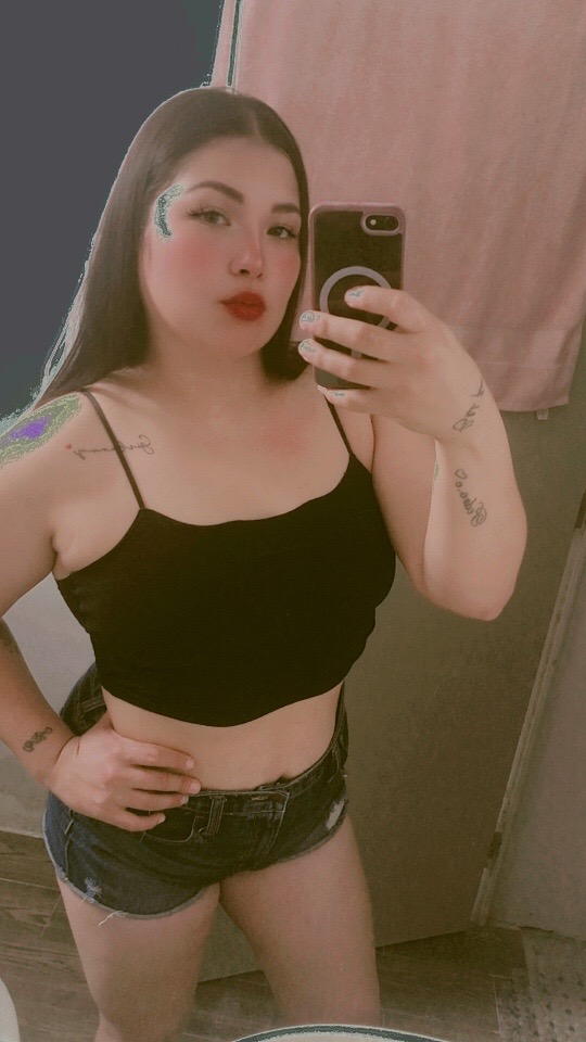 @Abigail Flores648