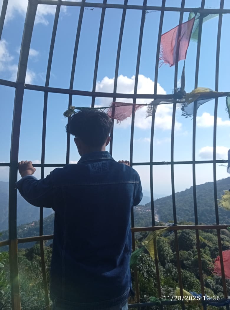 @Raj xettri🧿✝️