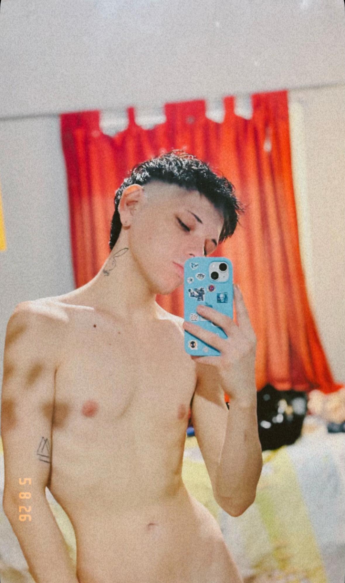 @tiagotb_