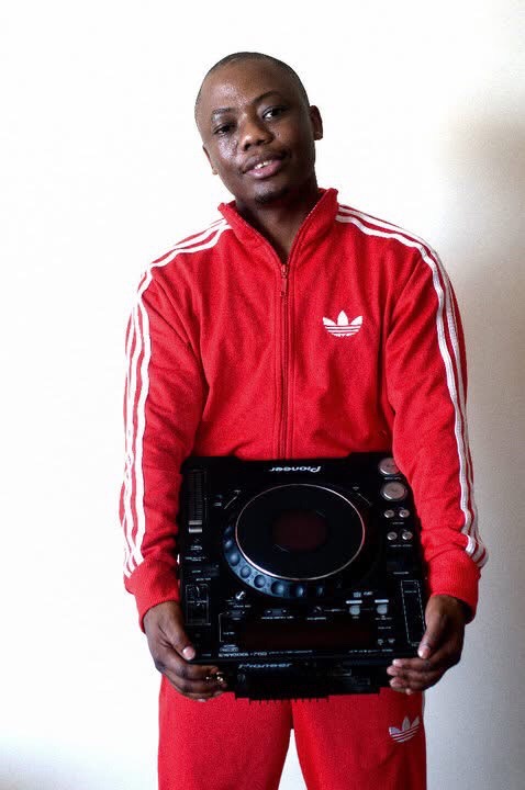 @MZANSIWIKIPEDIA