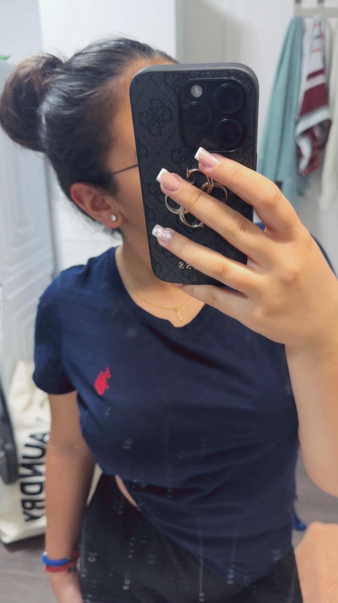 @𝐄𝐦𝐢🐆