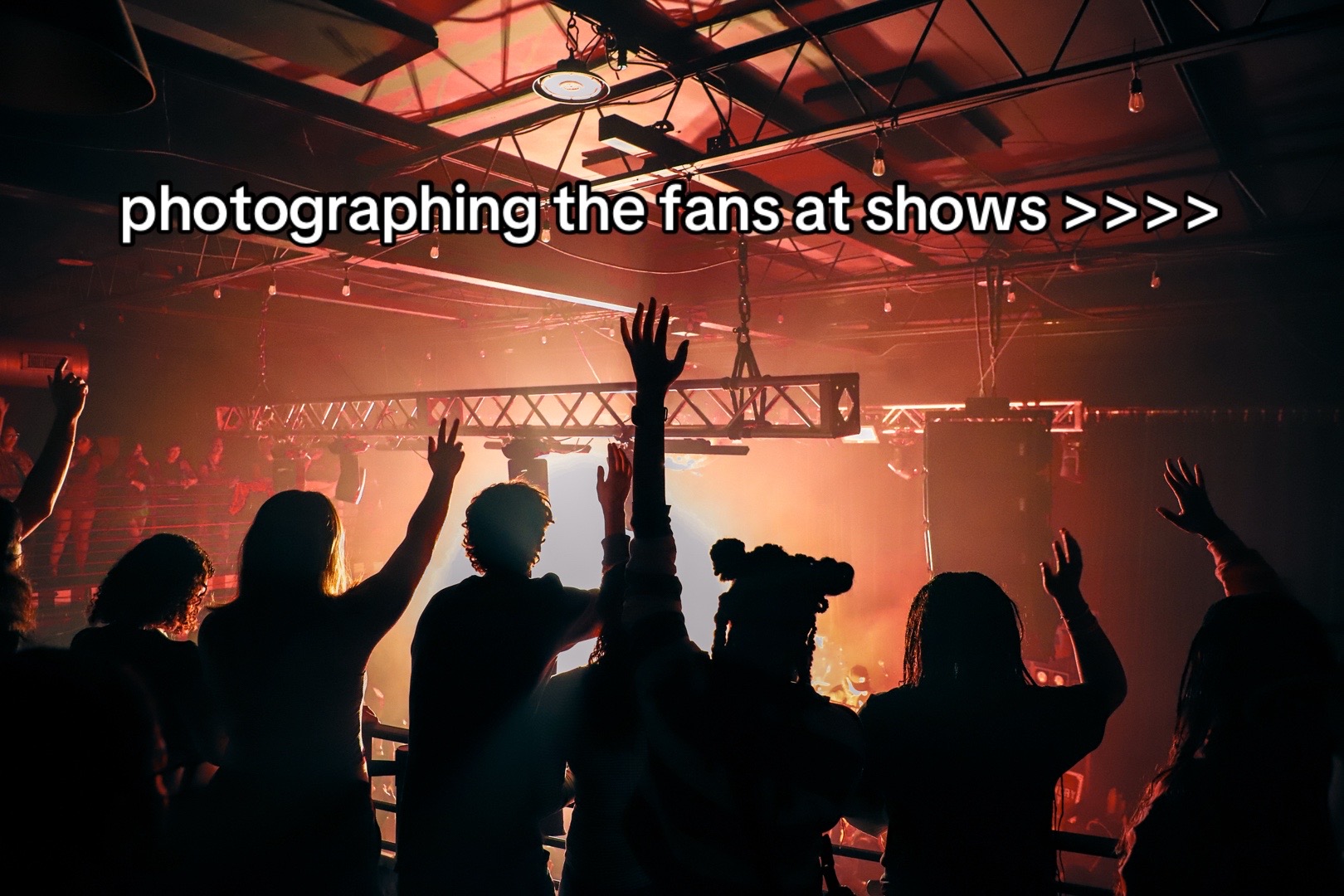 @claire | live music photog