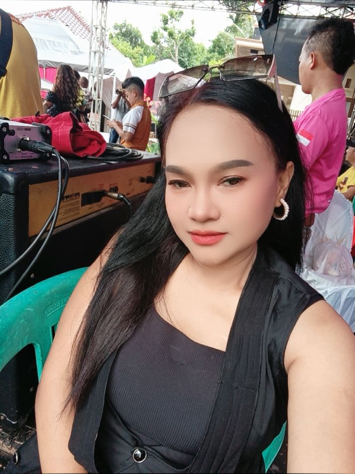 @Yolandashow