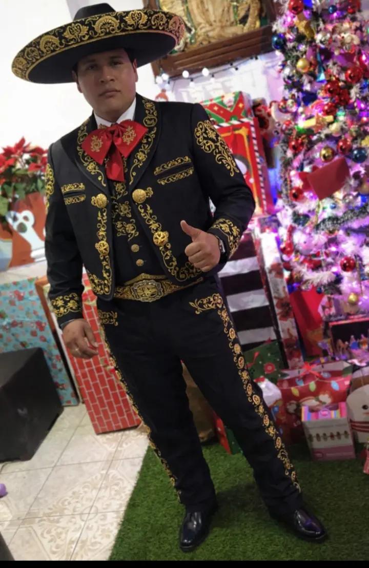 @Jose123