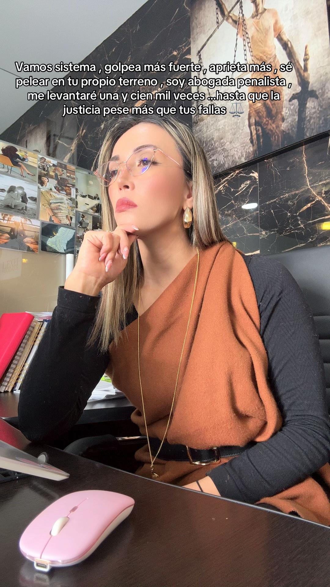 @Vanessa Armijos/Sra Ley ⚖️Abg