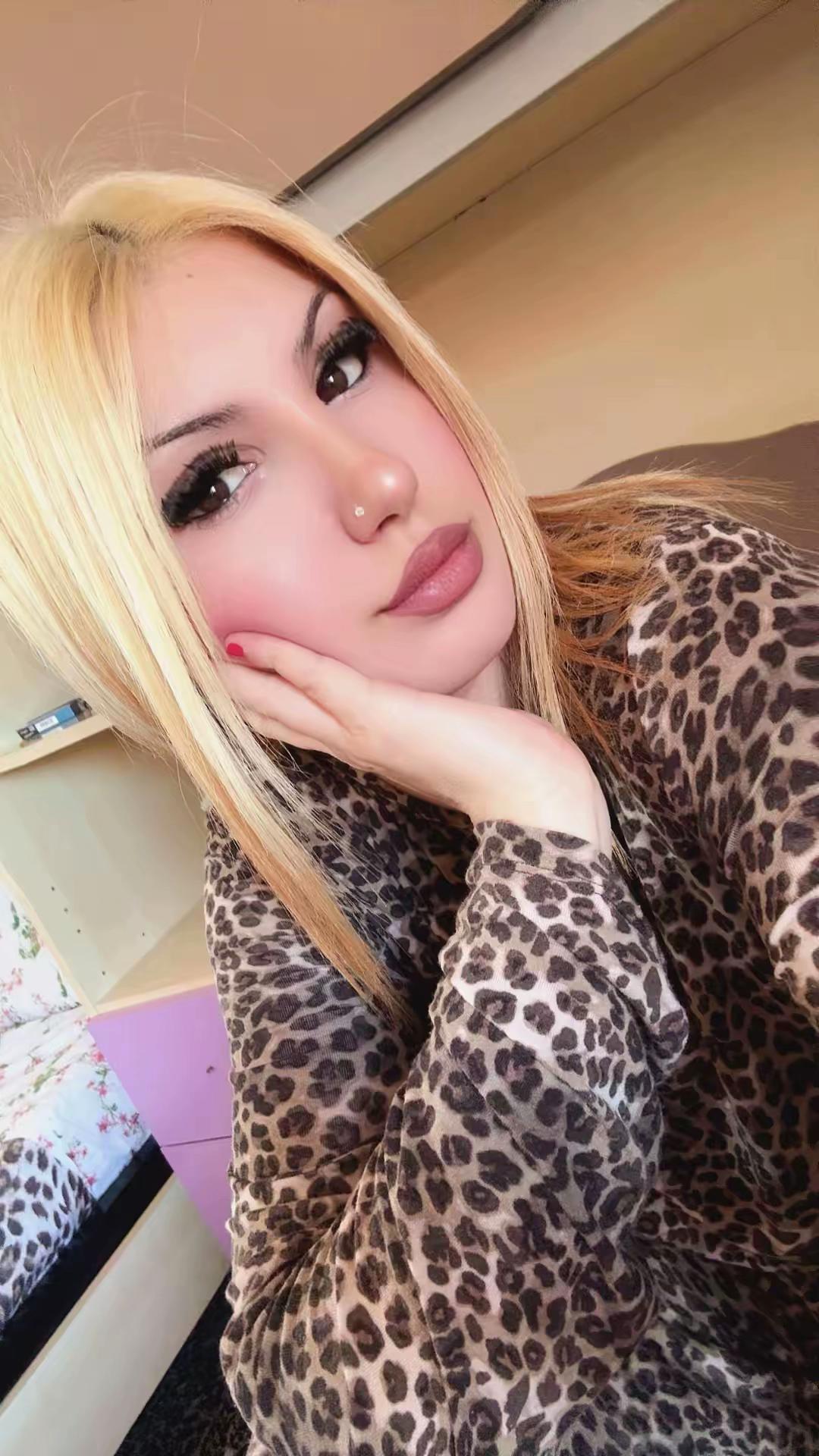 @Francesca🖤