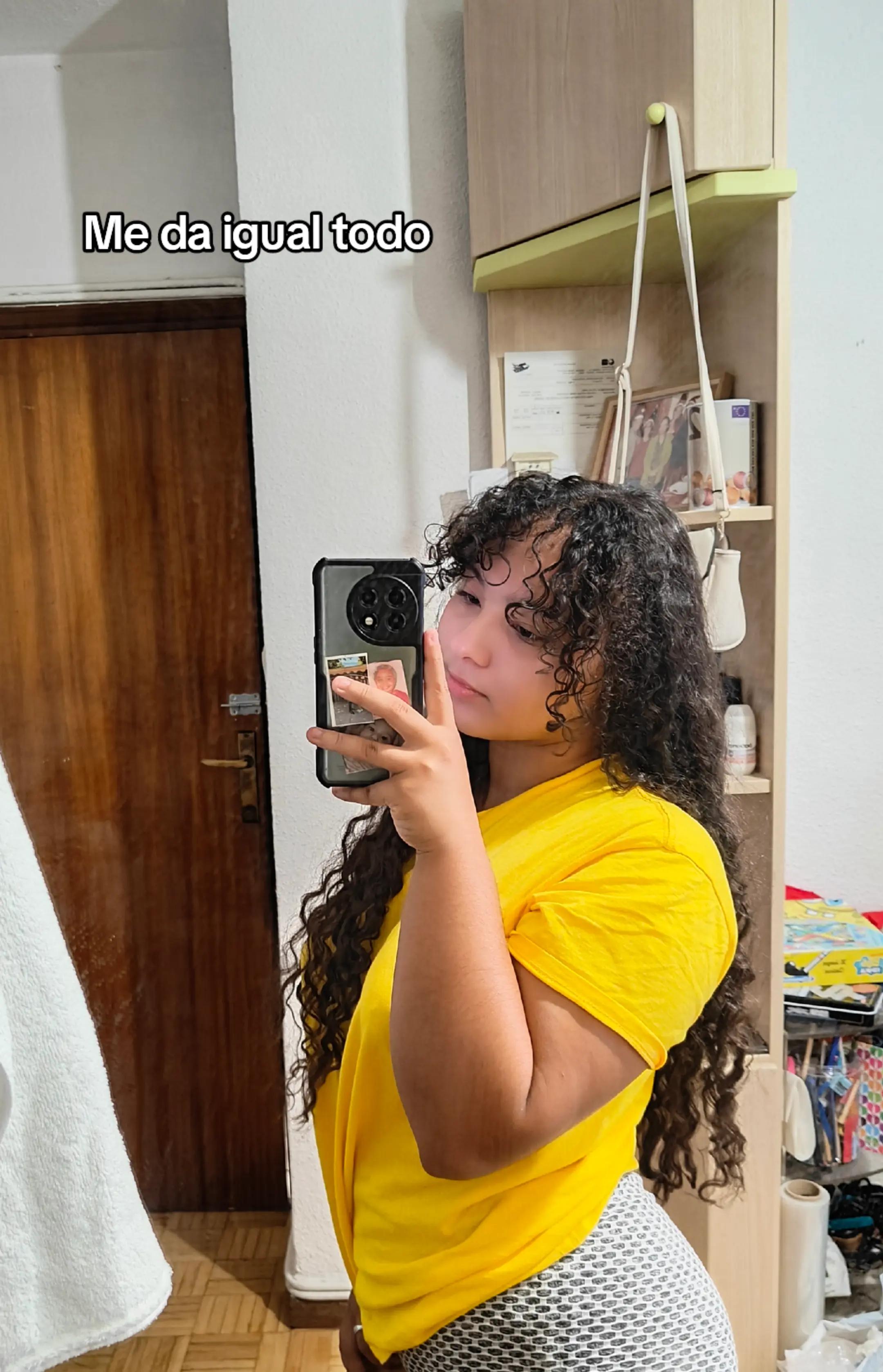 @👑.