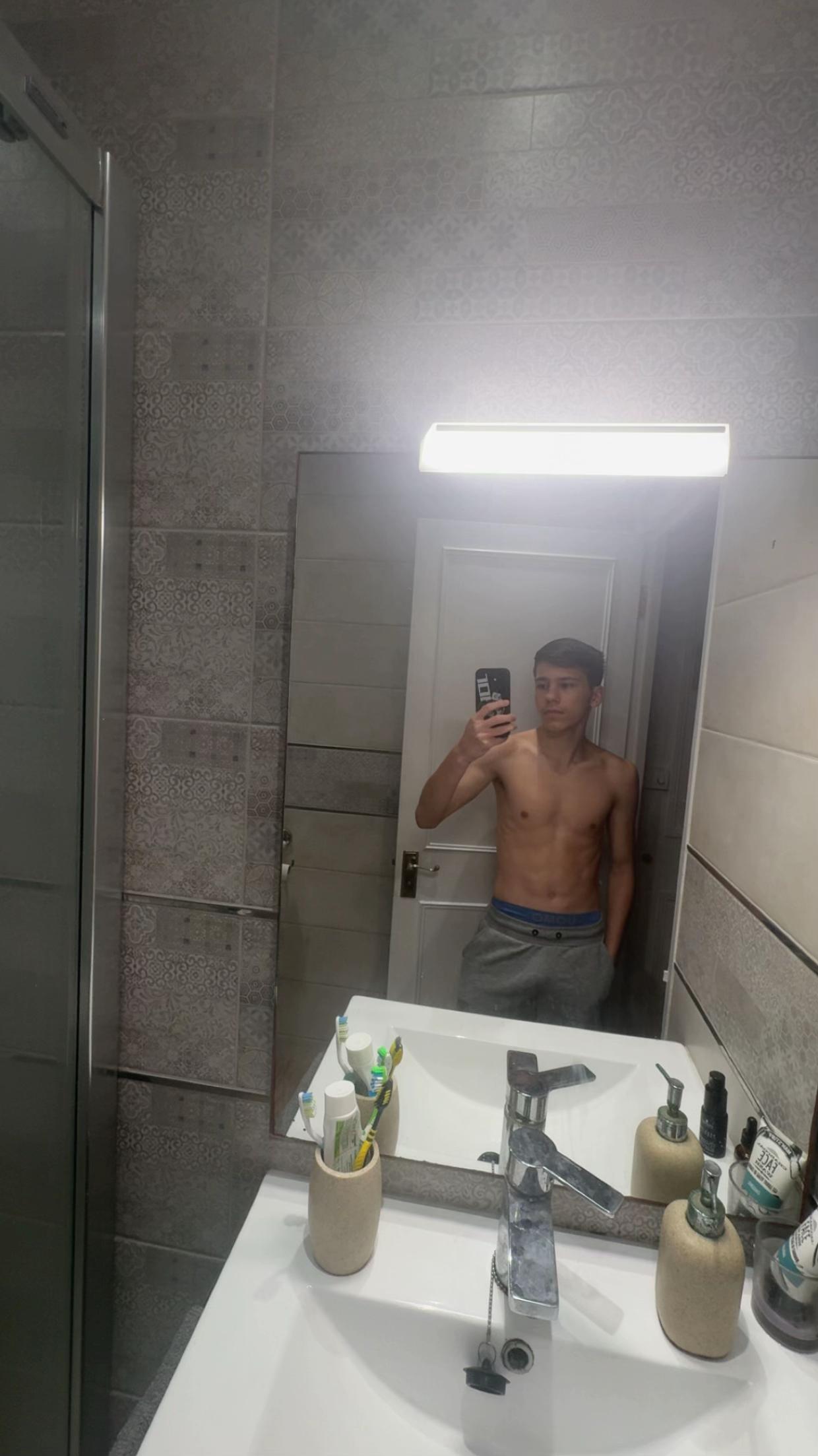 @morajr08