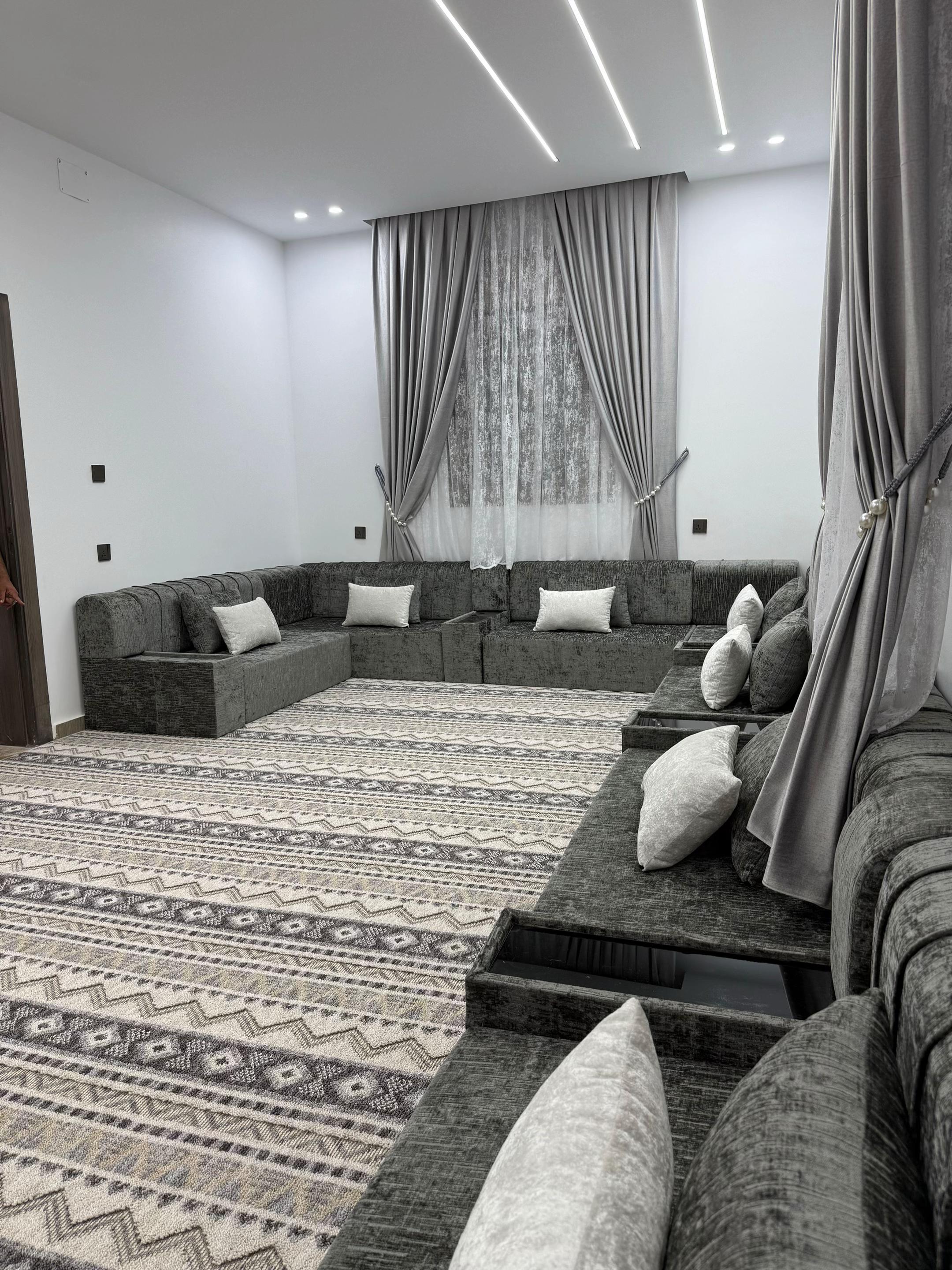 @معرض لوران الاقمشه