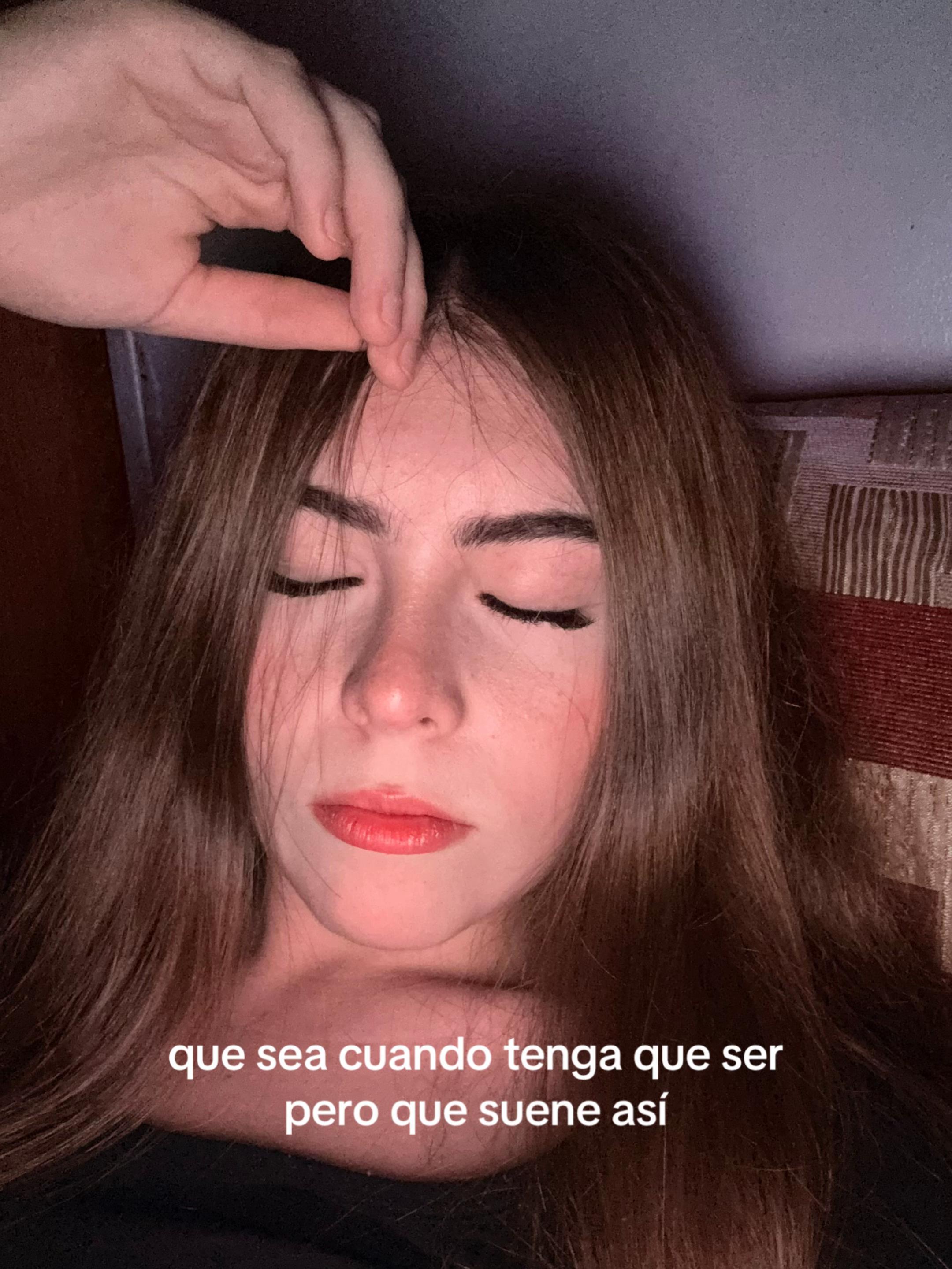 @シ