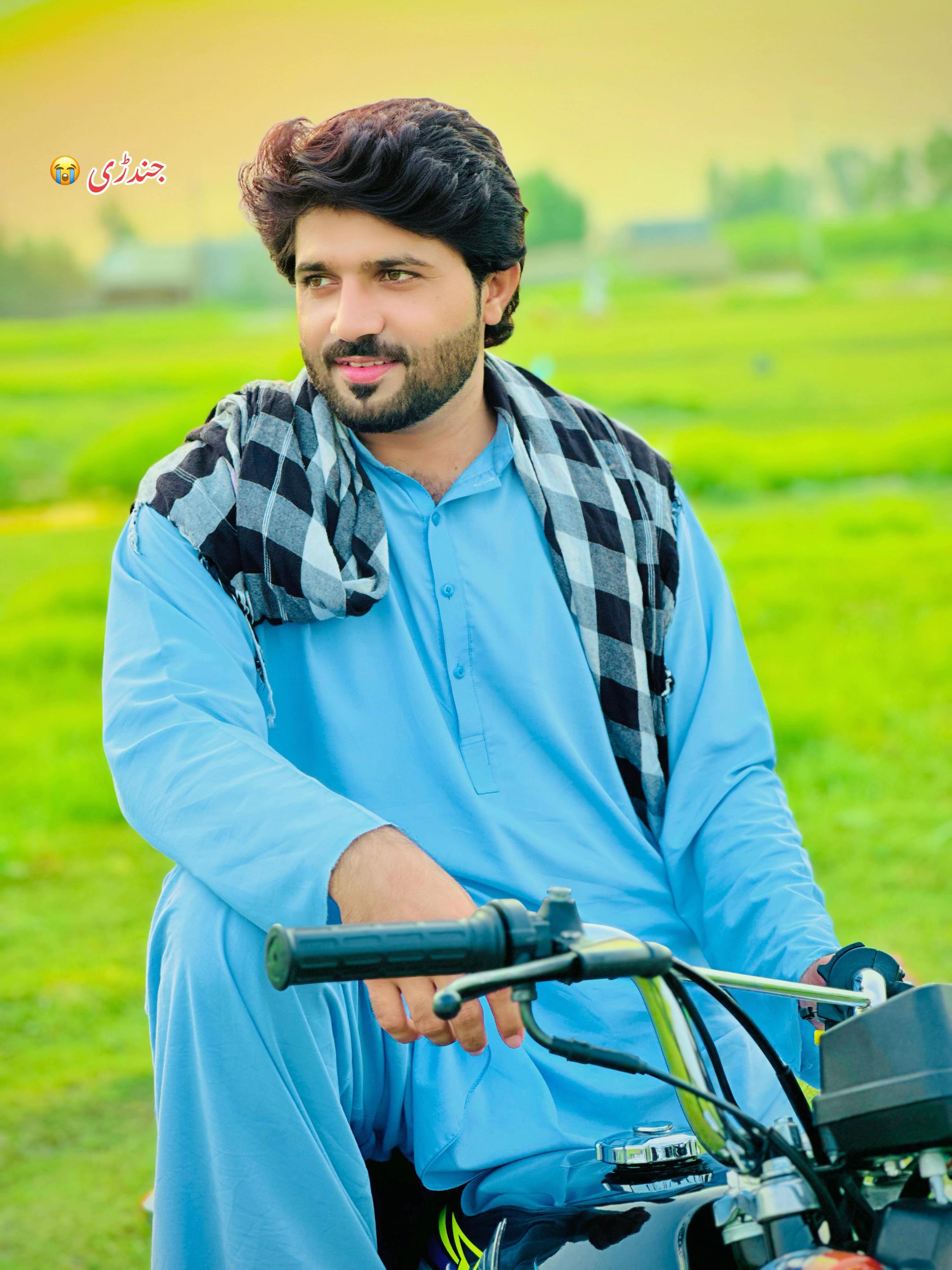 @✨کاشو💔بھیا✨
