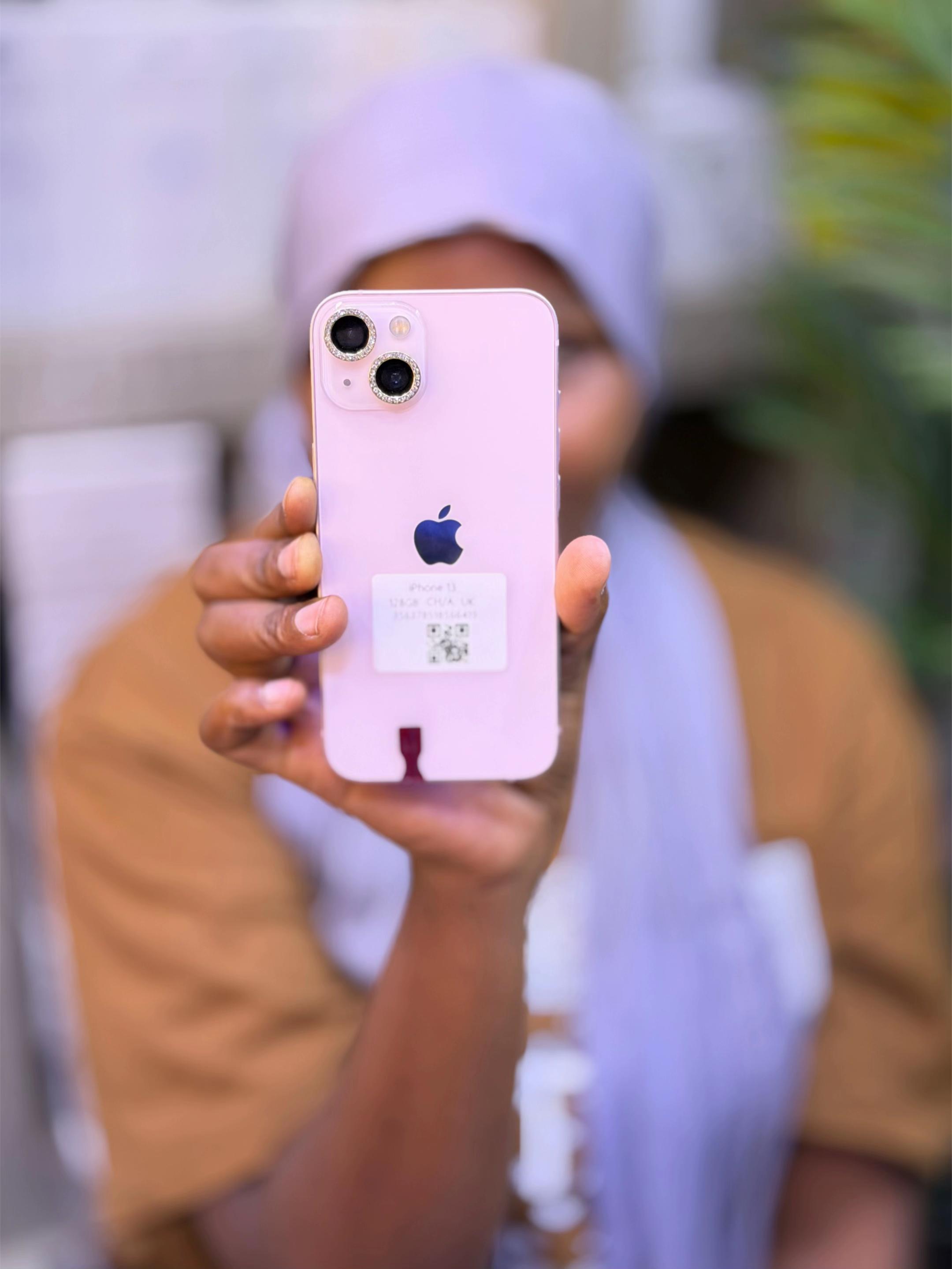 @chriss mwanza phones
