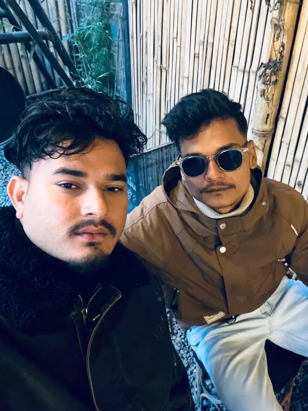 @Thakuri👑