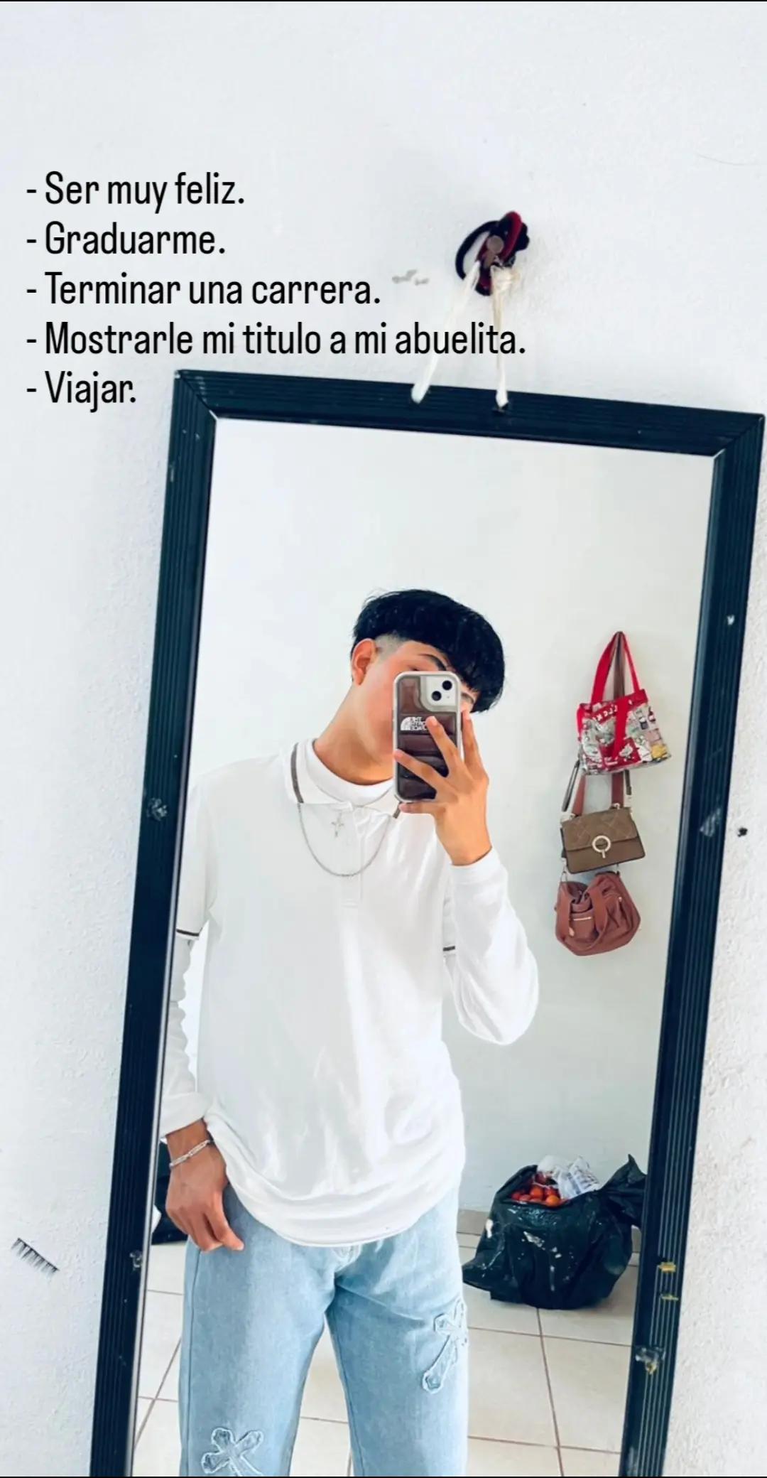 @𝓜𝓲𝓽𝓬𝓱𝓮𝓵𝓵𝓮.